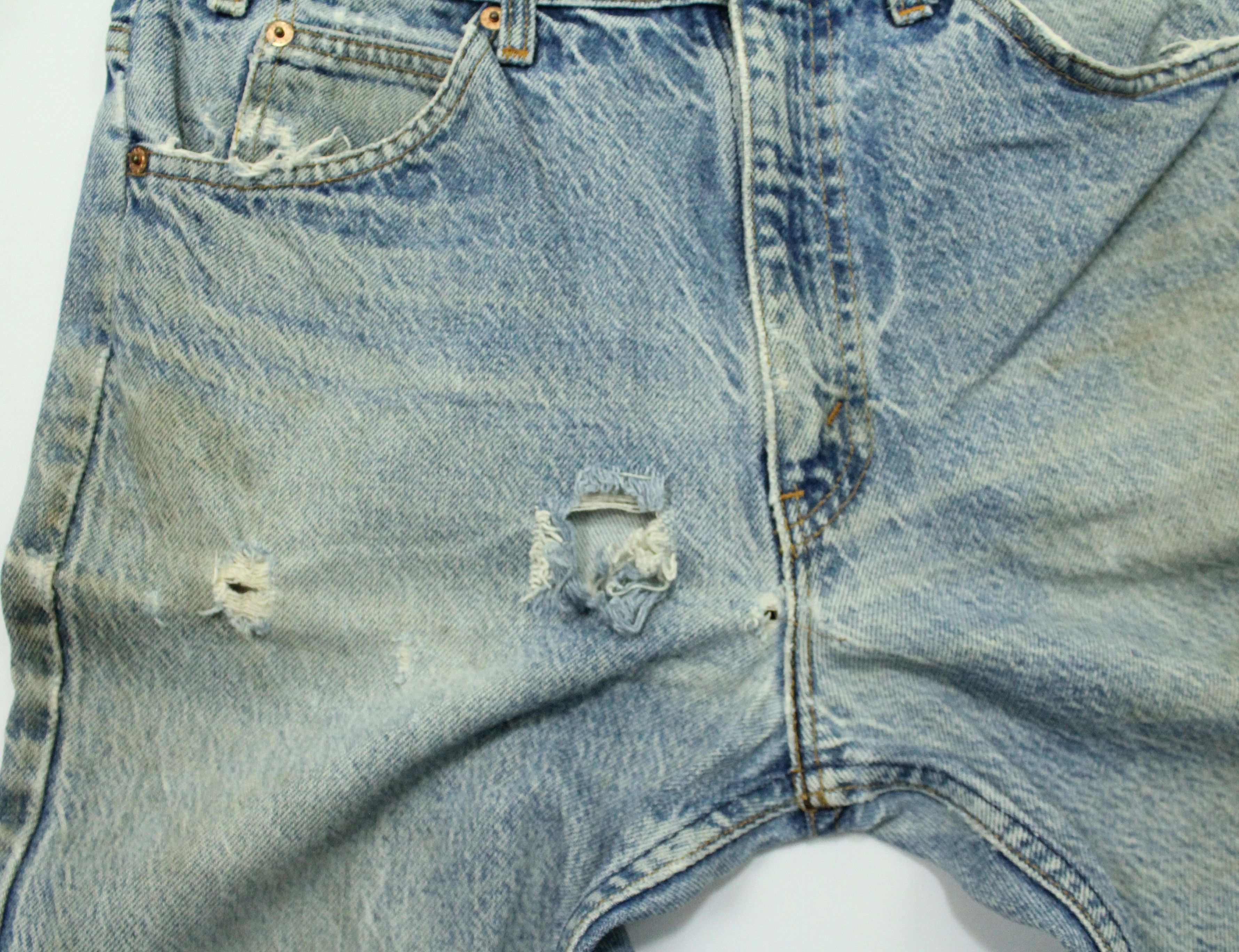 Levi's Distressed Stain Vintage 1993 LEVIS Jeans 517 Flared Bootcut Size US 33 - 17 Thumbnail