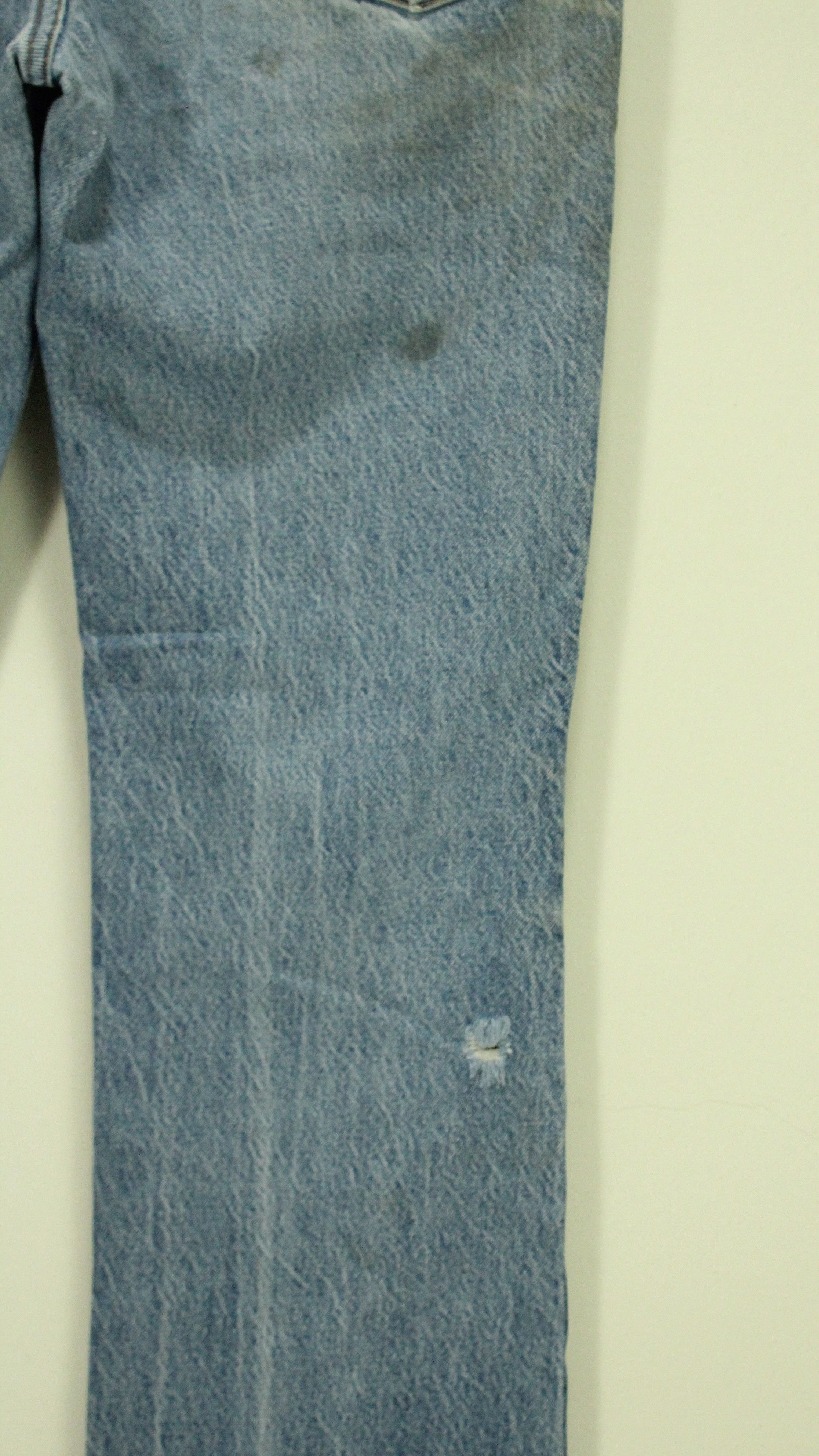 Levi's Distressed Stain Vintage 1993 LEVIS Jeans 517 Flared Bootcut Size US 33 - 12 Thumbnail