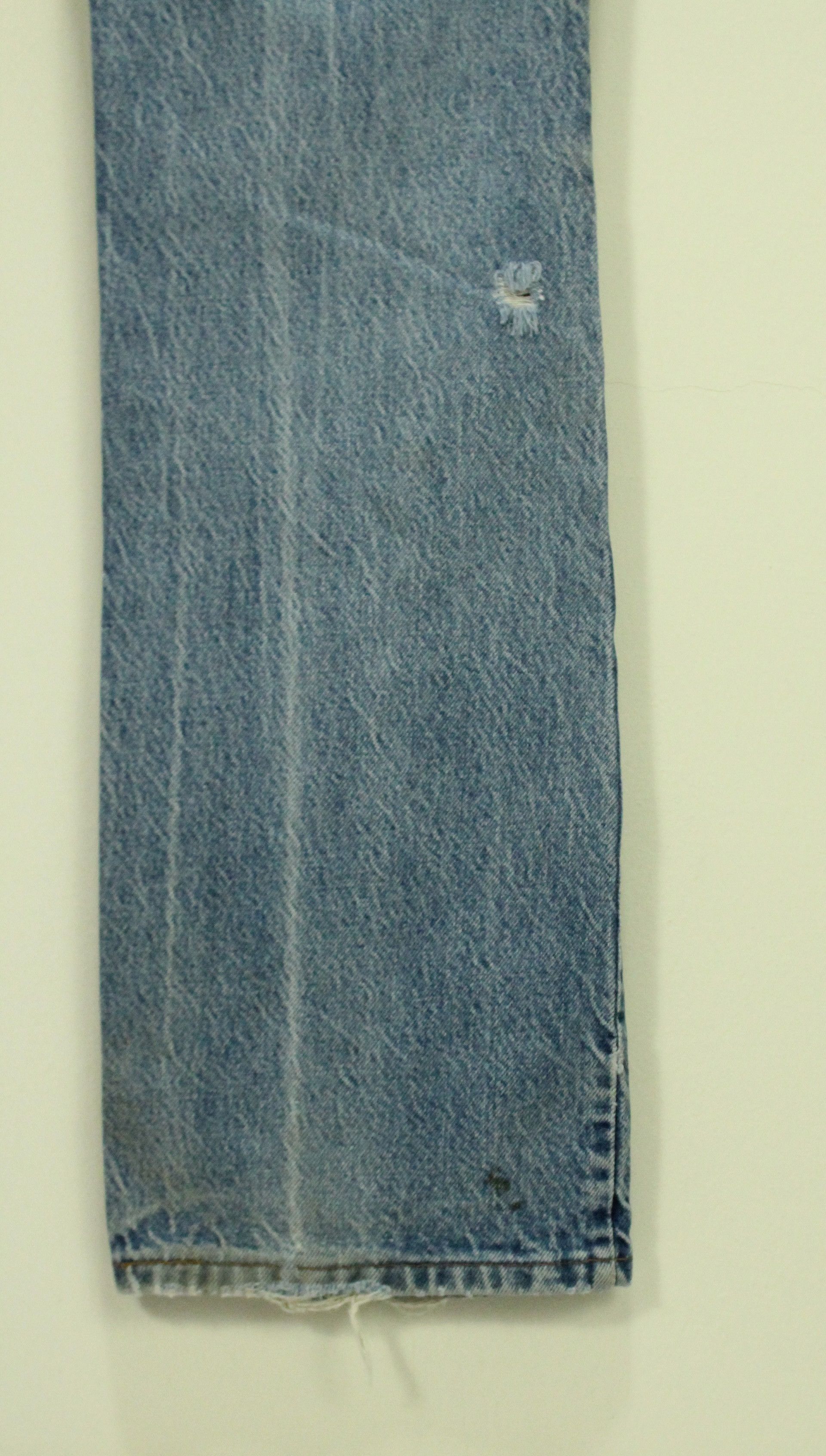 Levi's Distressed Stain Vintage 1993 LEVIS Jeans 517 Flared Bootcut Size US 33 - 15 Thumbnail