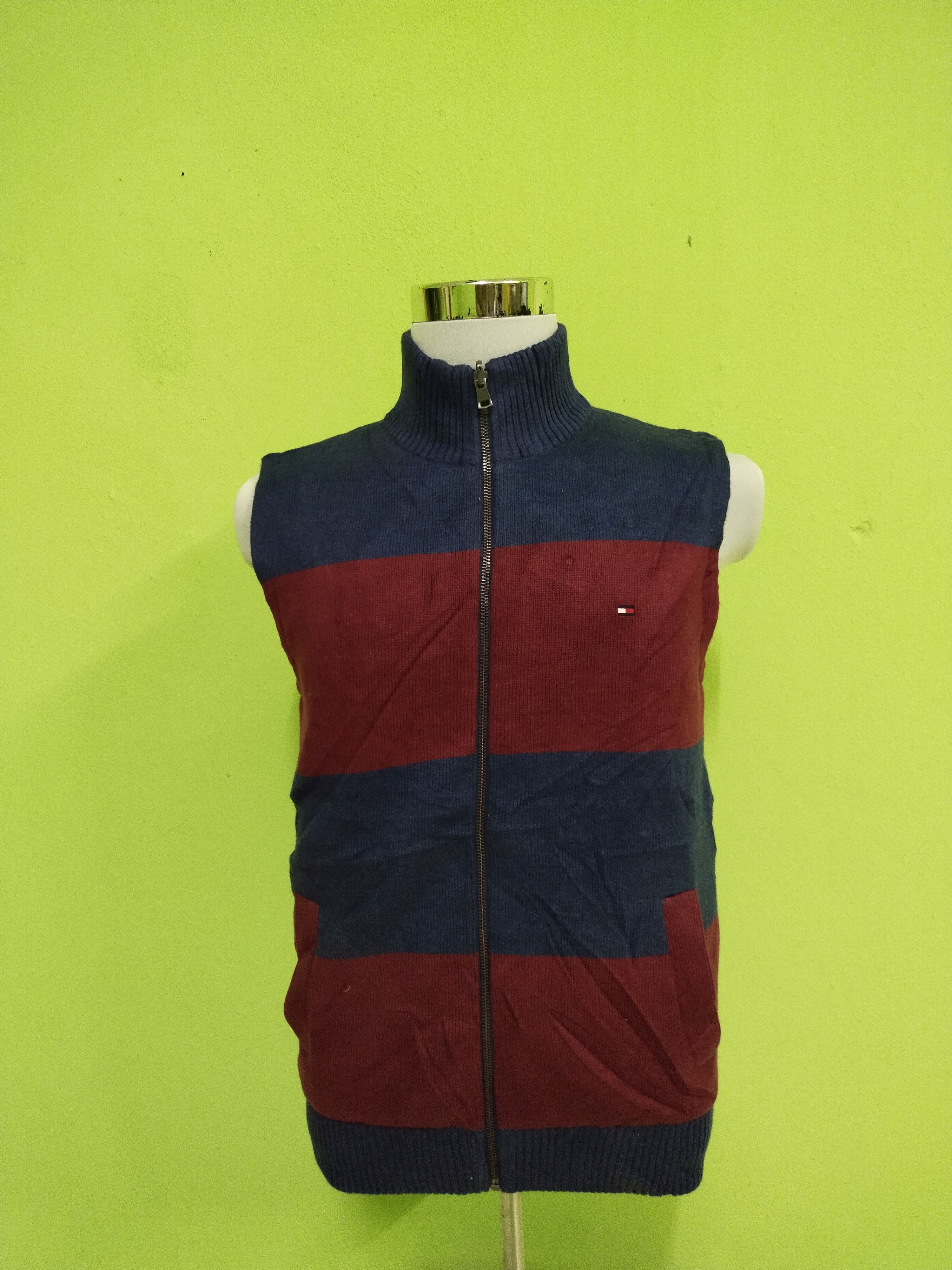 Tommy Hilfiger Vintage Tommy Hilfiger Reversible Vest Size US M / EU 48-50 / 2 - 1 Thumbnail