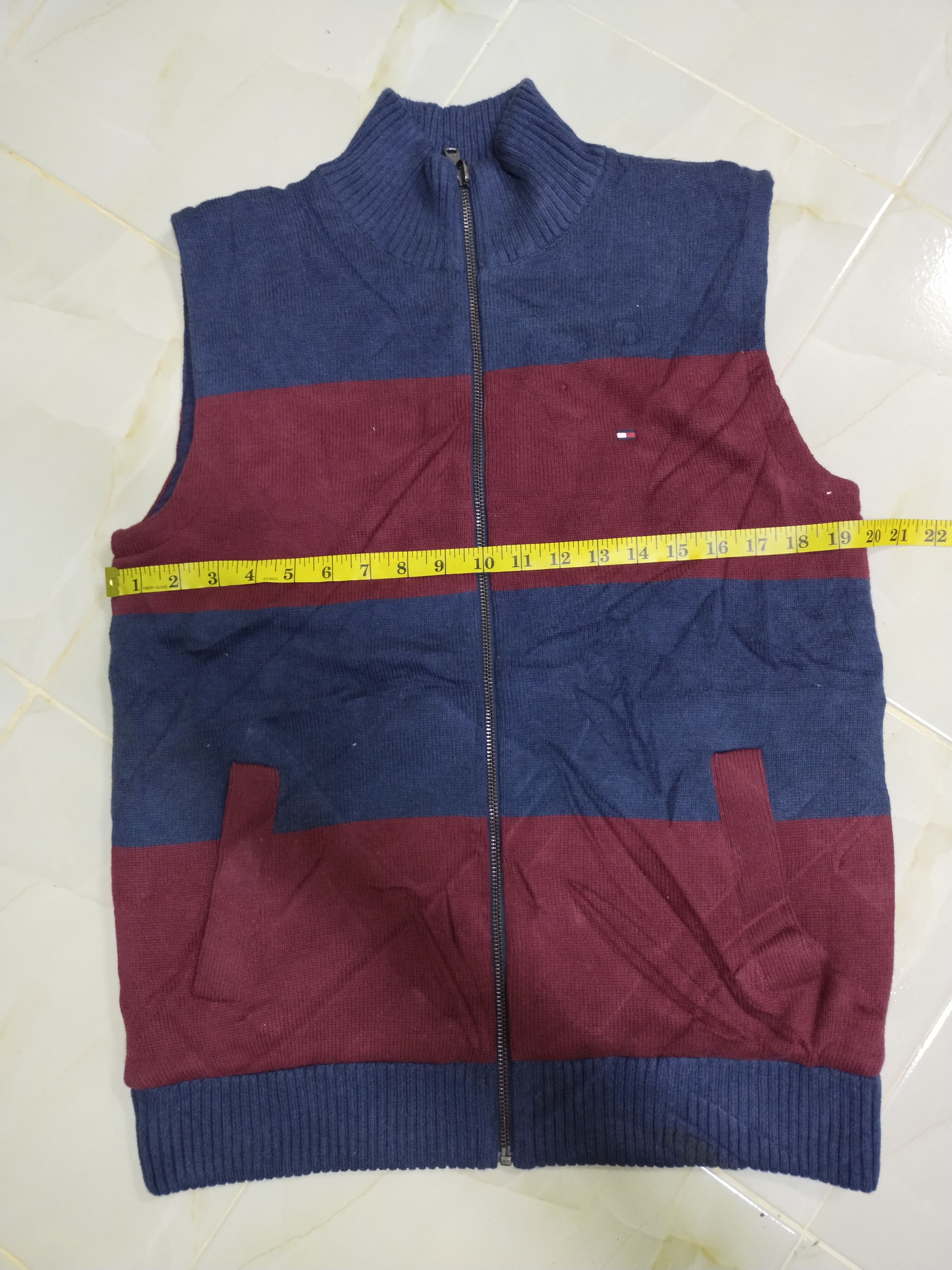 Tommy Hilfiger Vintage Tommy Hilfiger Reversible Vest Size US M / EU 48-50 / 2 - 8 Thumbnail
