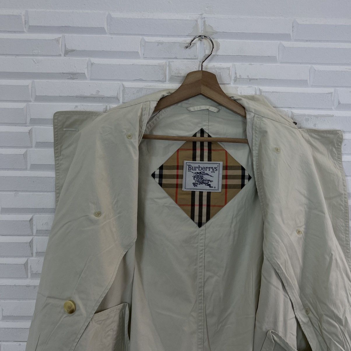 Burberry VINTAGE BURBERRYS BIG LOGO TRENCH COAT JACKET NOVA CHECK Size US M / EU 48-50 / 2 - 11 Thumbnail