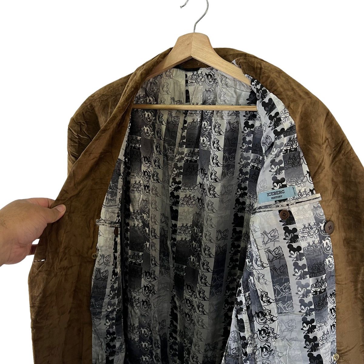 Designer × Iceberg RARE VINTAGE ICEBERG HISTORY MADE IN ITALY VELVET JACKET Size US M / EU 48-50 / 2 - 12 Thumbnail