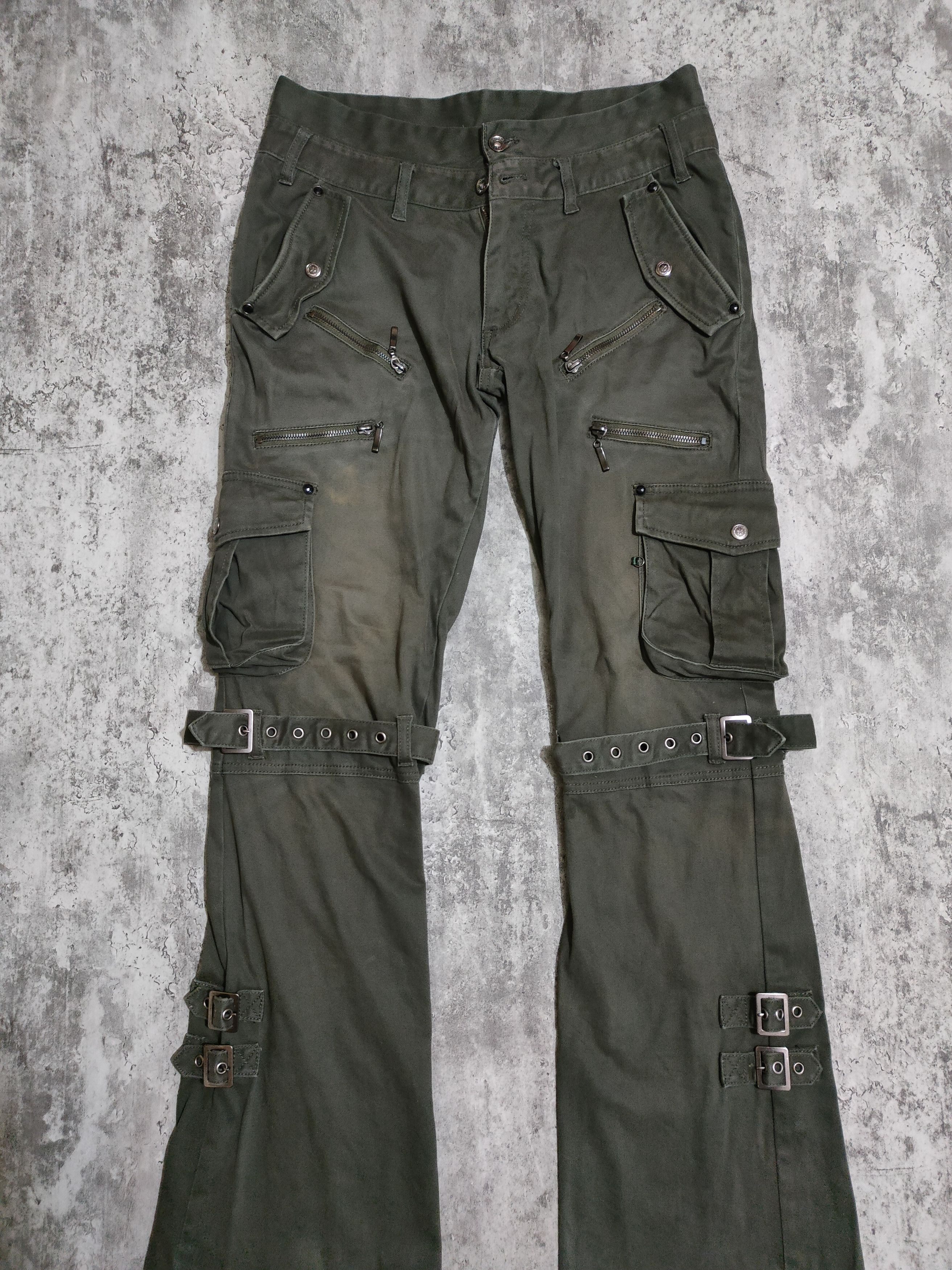 Rare 00’s archive gimmick flare cargo Rare 00's archive gimmick flare cargo