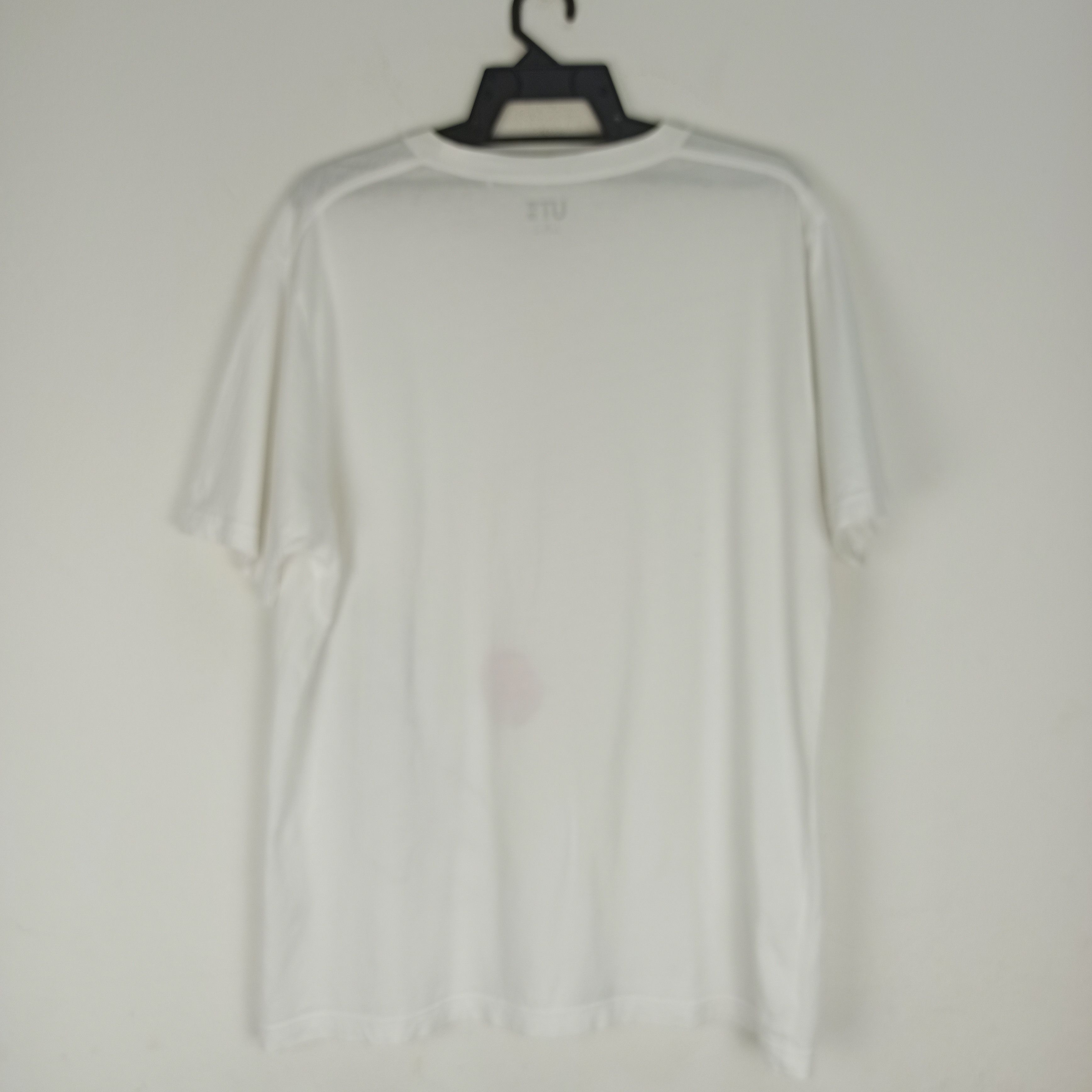 Anime Rare Slam Dunk X Uniqlo Tee Size US XL / EU 56 / 4 - 6 Thumbnail