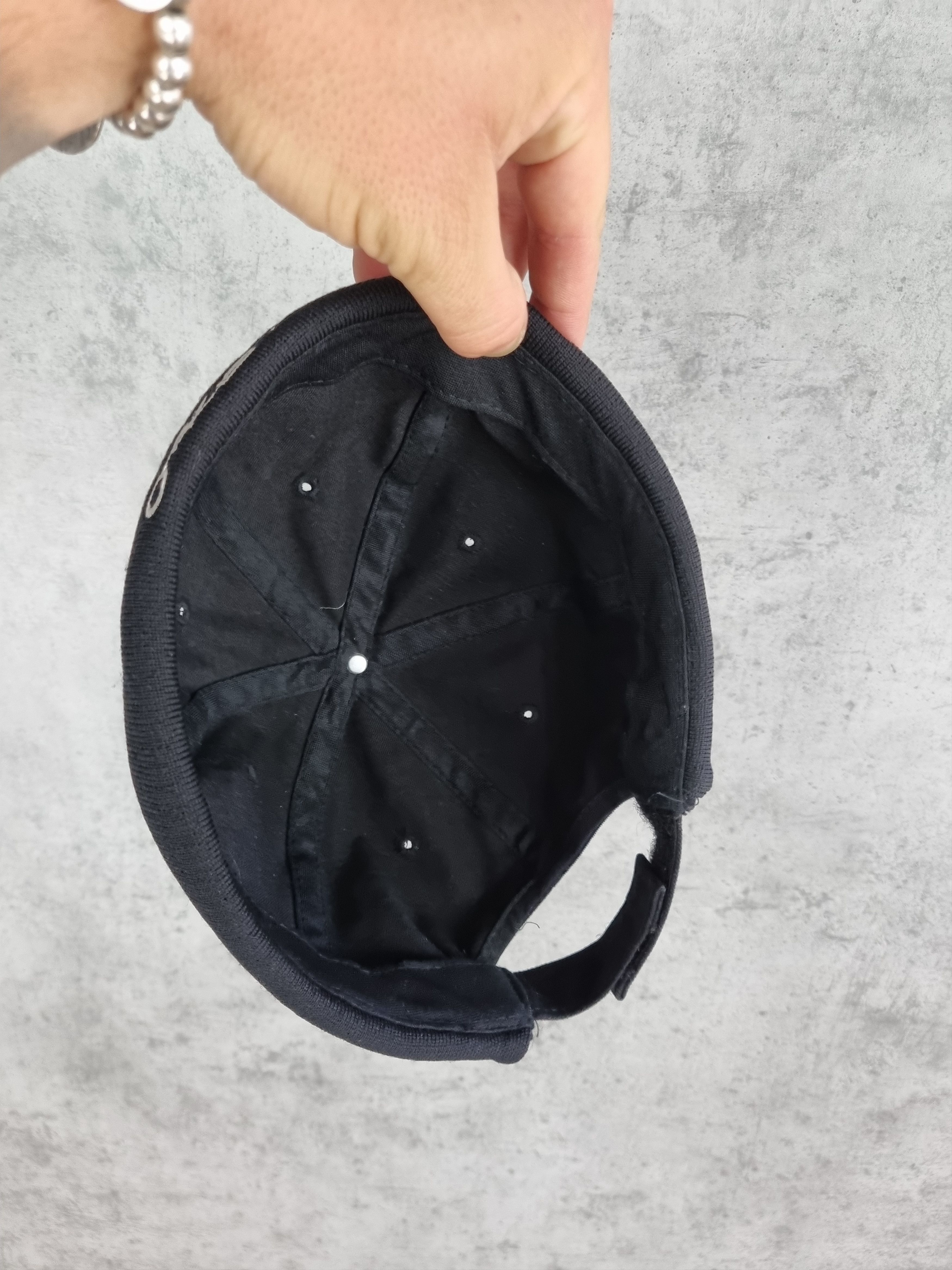 Oakley × Vintage Vintage OAKLEY brimless hat beanie cap 90s Size ONE SIZE - 5 Thumbnail