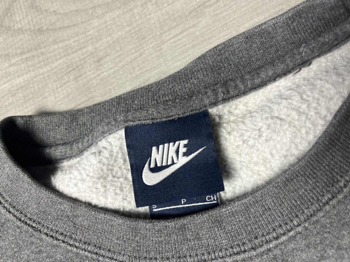 Nike Nike sweatshirt small logo size Small Size US S / EU 44-46 / 1 - 4 Thumbnail
