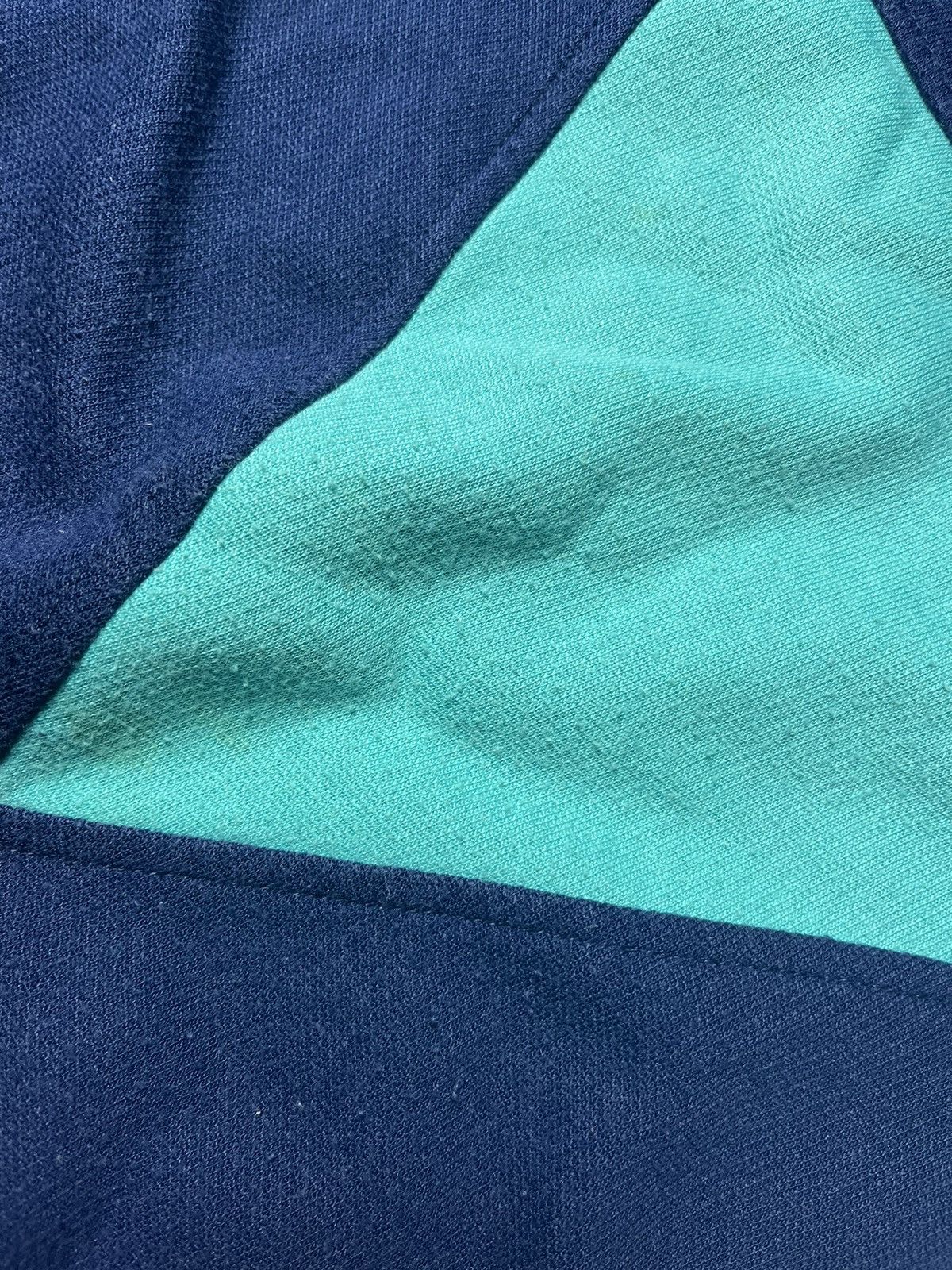 Puma Puma sweatshirt vintage size Large geometric Size US L / EU 52-54 / 3 - 5 Thumbnail