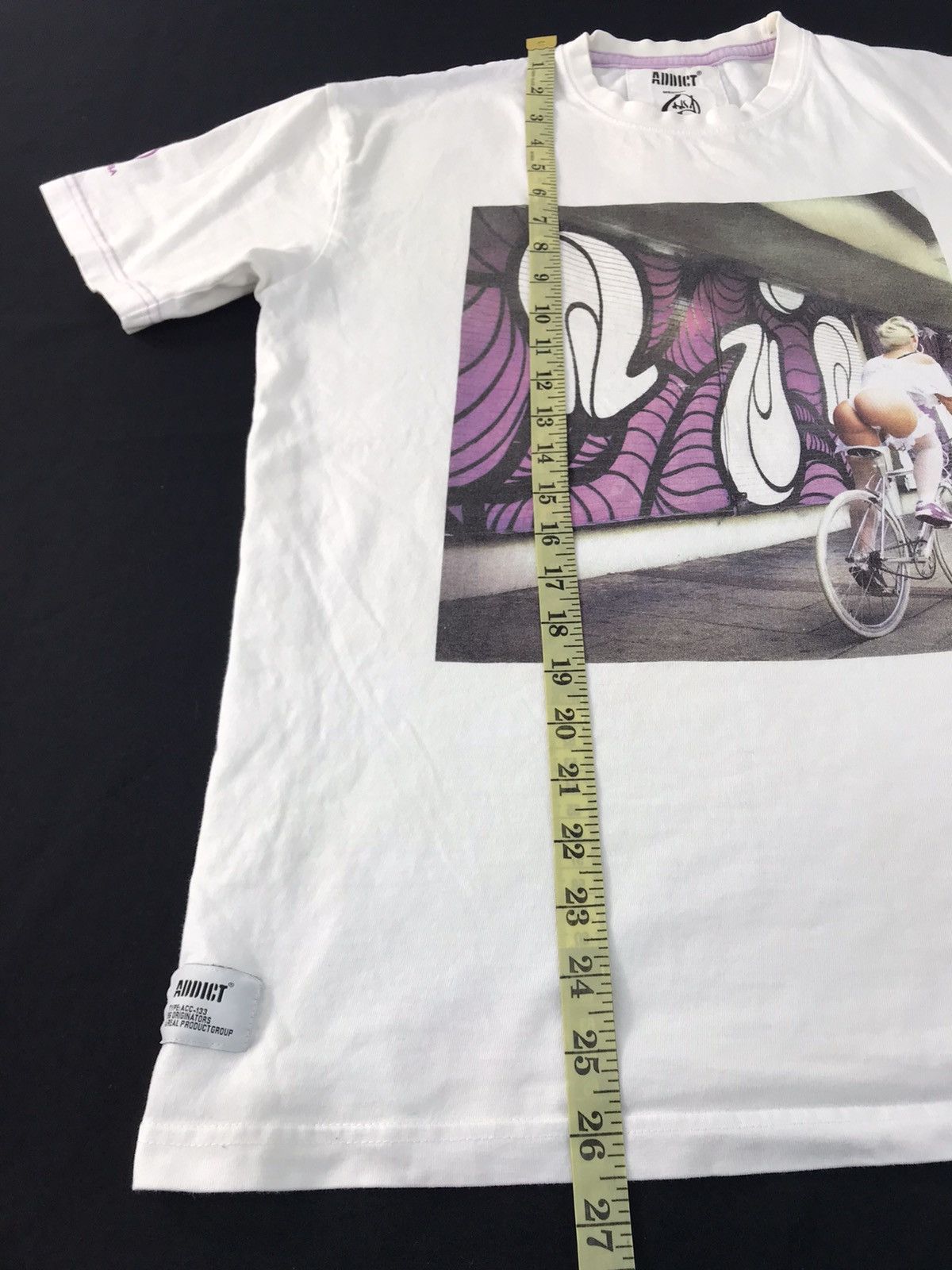 ADDICT Addict x Insa Artist Series Nude Cyclist Sexy Girl Printed Size US M / EU 48-50 / 2 - 11 Thumbnail