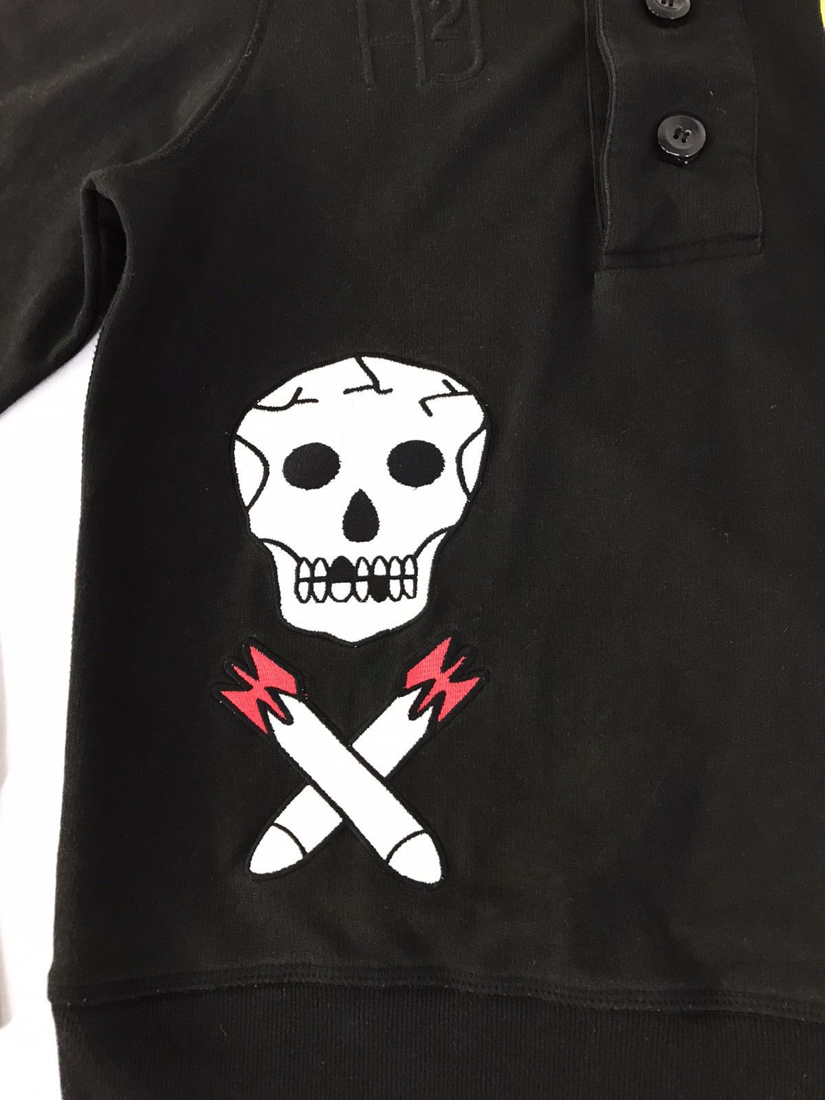 Vintage Vtg Sweatshirt Hydrogen Embroidery BlackCat X Skull Design Size US M / EU 48-50 / 2 - 4 Thumbnail