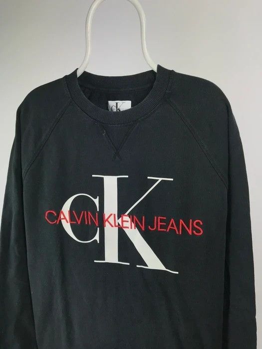 Calvin Klein Calvin Klein sweatshirt streetwear embroidered logo size XL Size US XL / EU 56 / 4 - 4 Thumbnail
