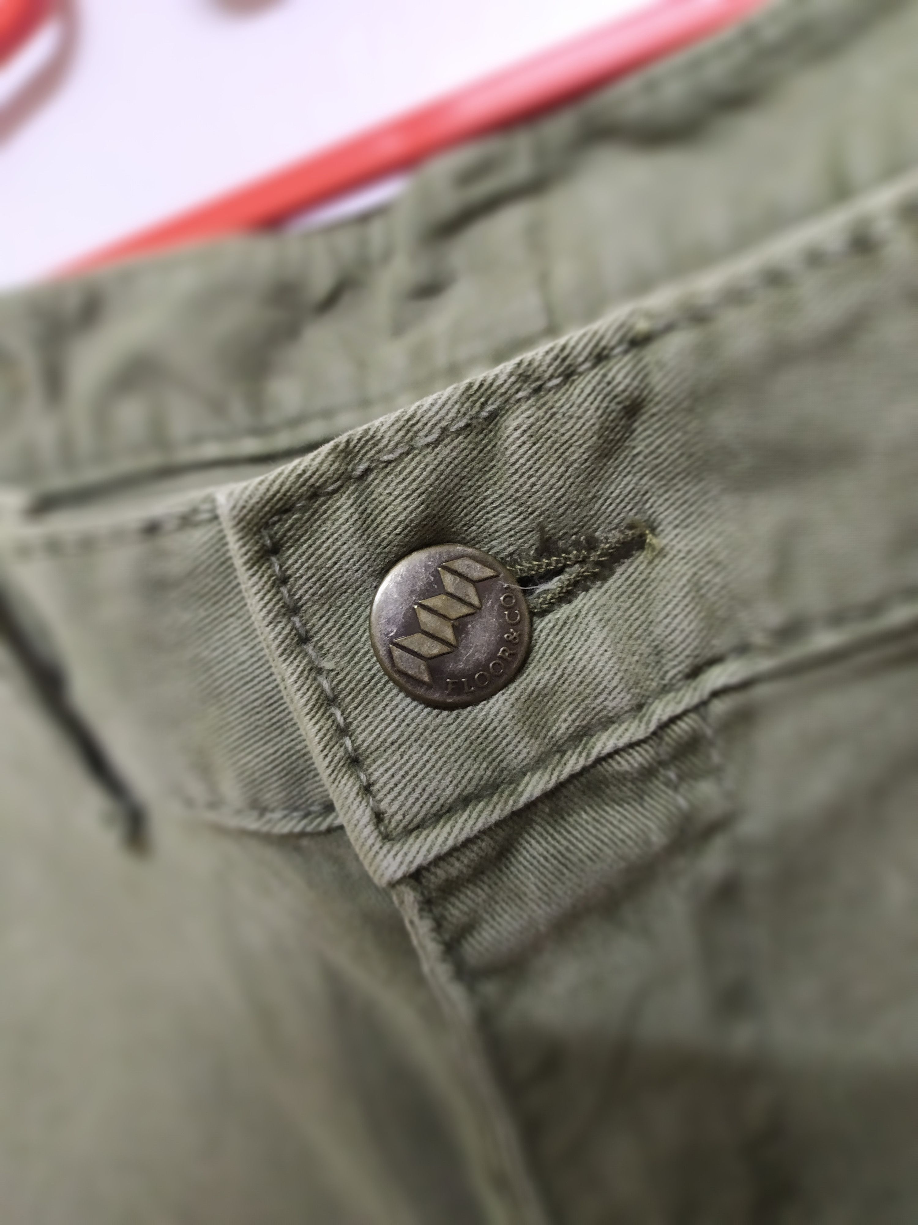 Japanese Brand VINTAGE JAPANESE BRAND FADED CARGO PANTS Size US 30 / EU 46 - 8 Thumbnail