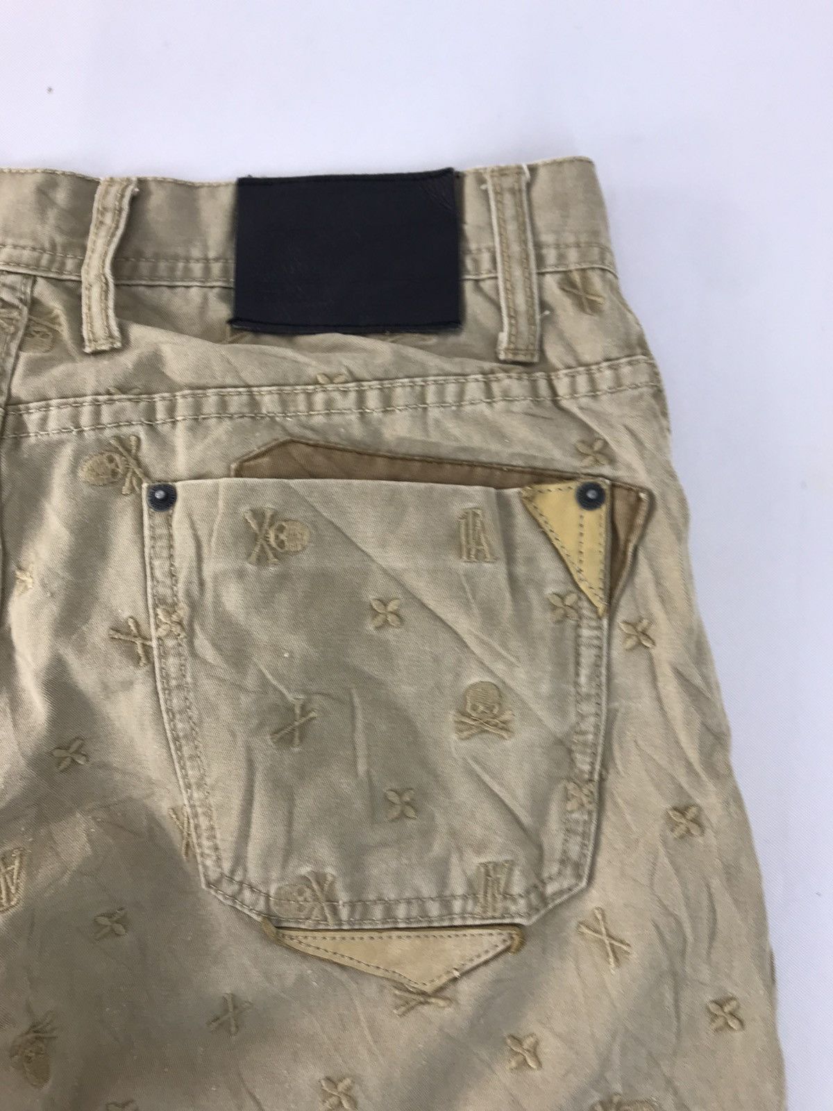 In The Attic × Japanese Brand In The Attic Outsiders Short Pant Embroidery Skull Size 31 Size US 31 - 4 Thumbnail