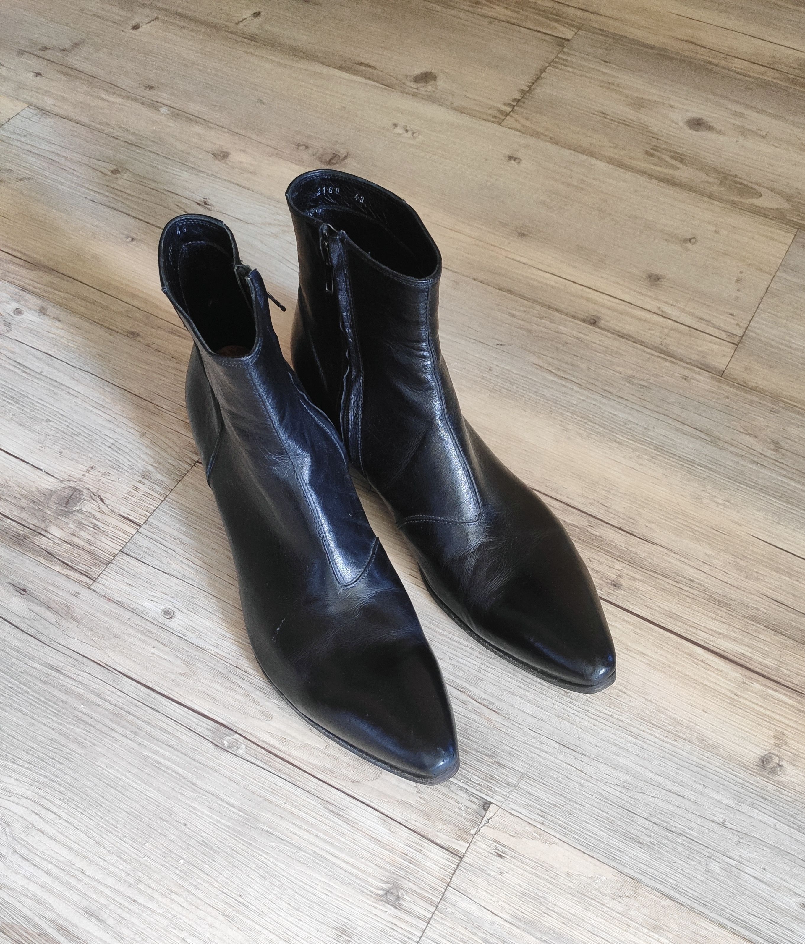 Gianni Barbato Mexican toe boots.Like Saint Laurent or Dior boots Size US 9 / EU 42 - 2 Thumbnail