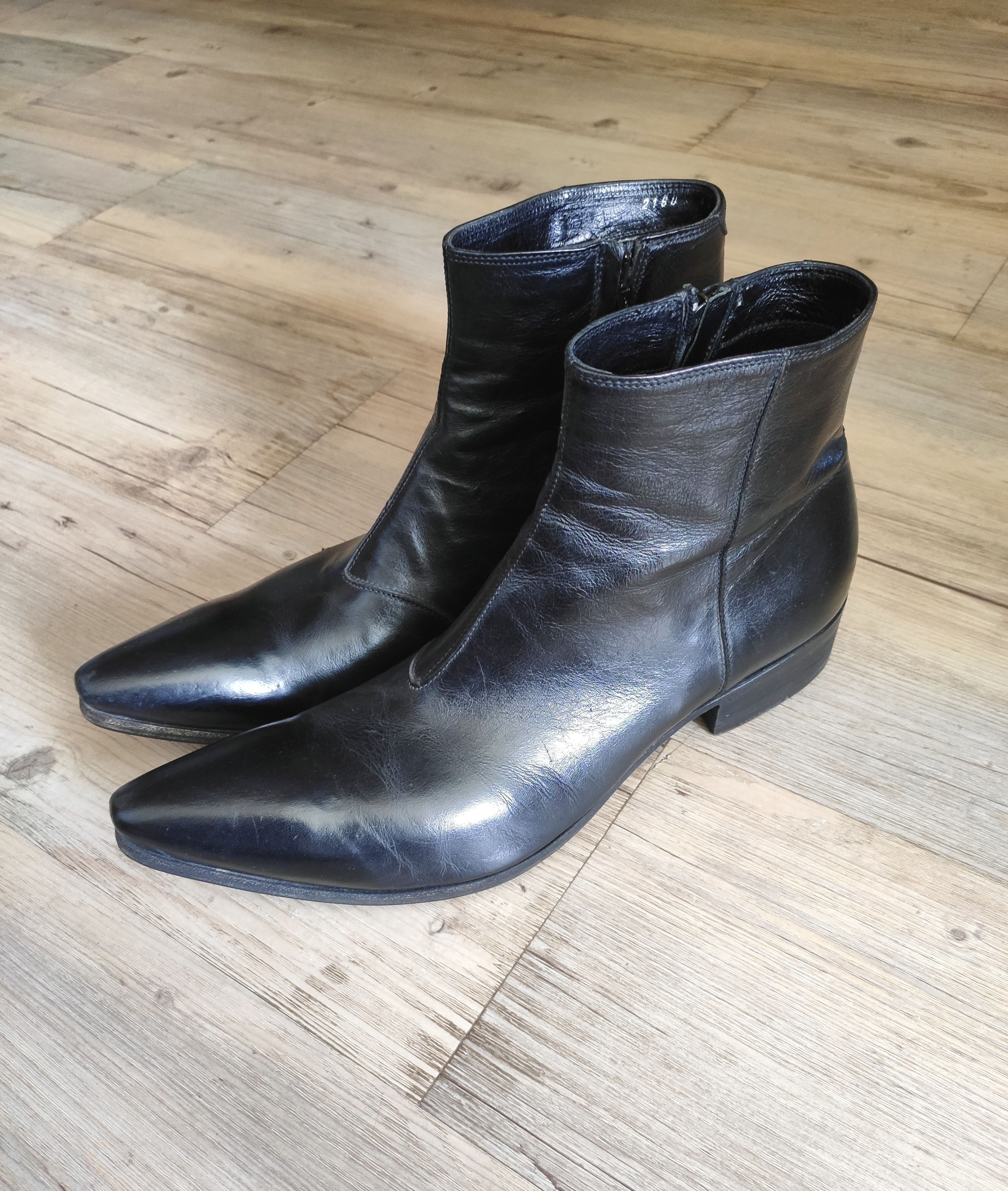 Gianni Barbato Mexican toe boots.Like Saint Laurent or Dior boots Size US 9 / EU 42 - 4 Thumbnail