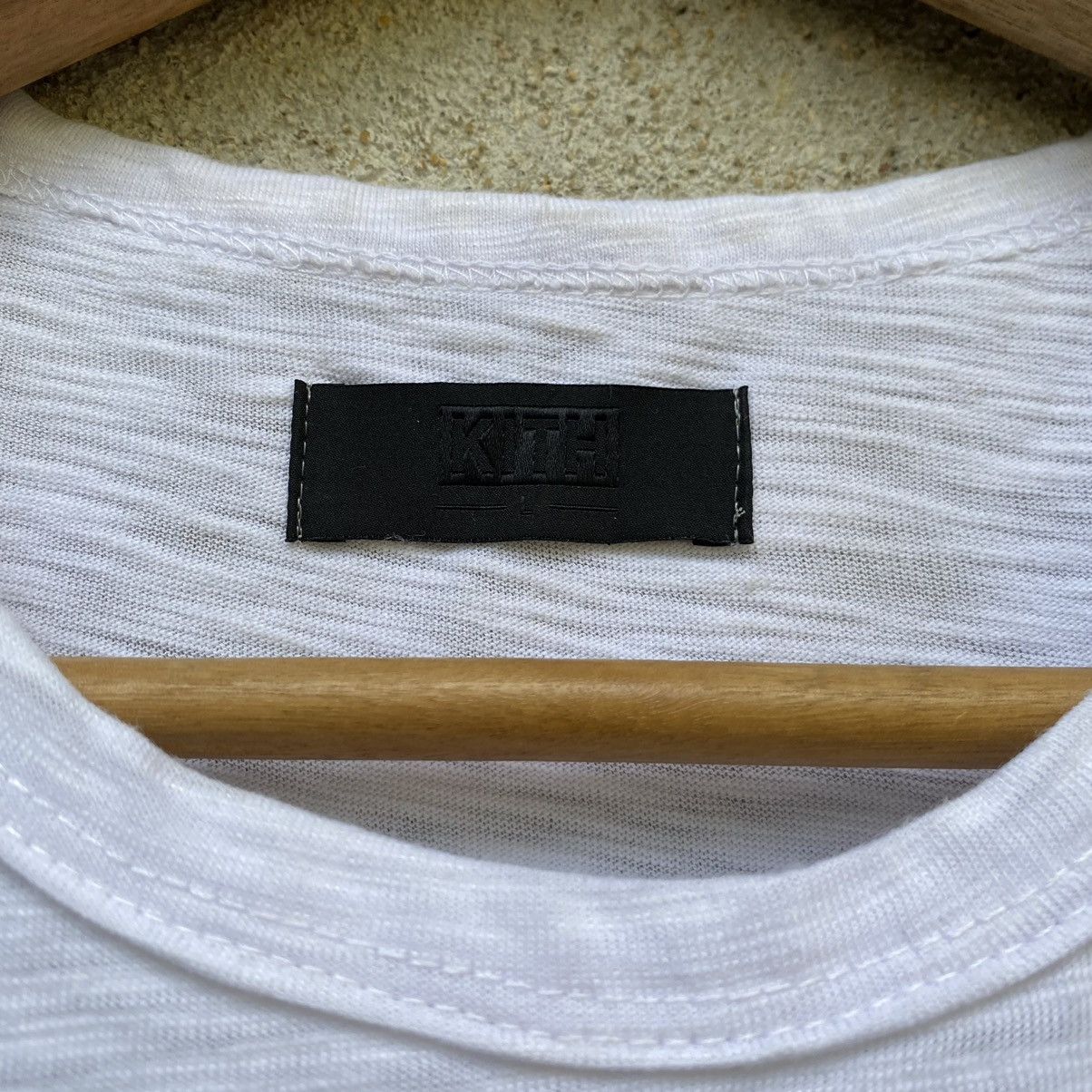Kith Kith White Tee ERD GRUNGE THRASHED FADED VINTAGE Y2K Size US L / EU 52-54 / 3 - 3 Thumbnail