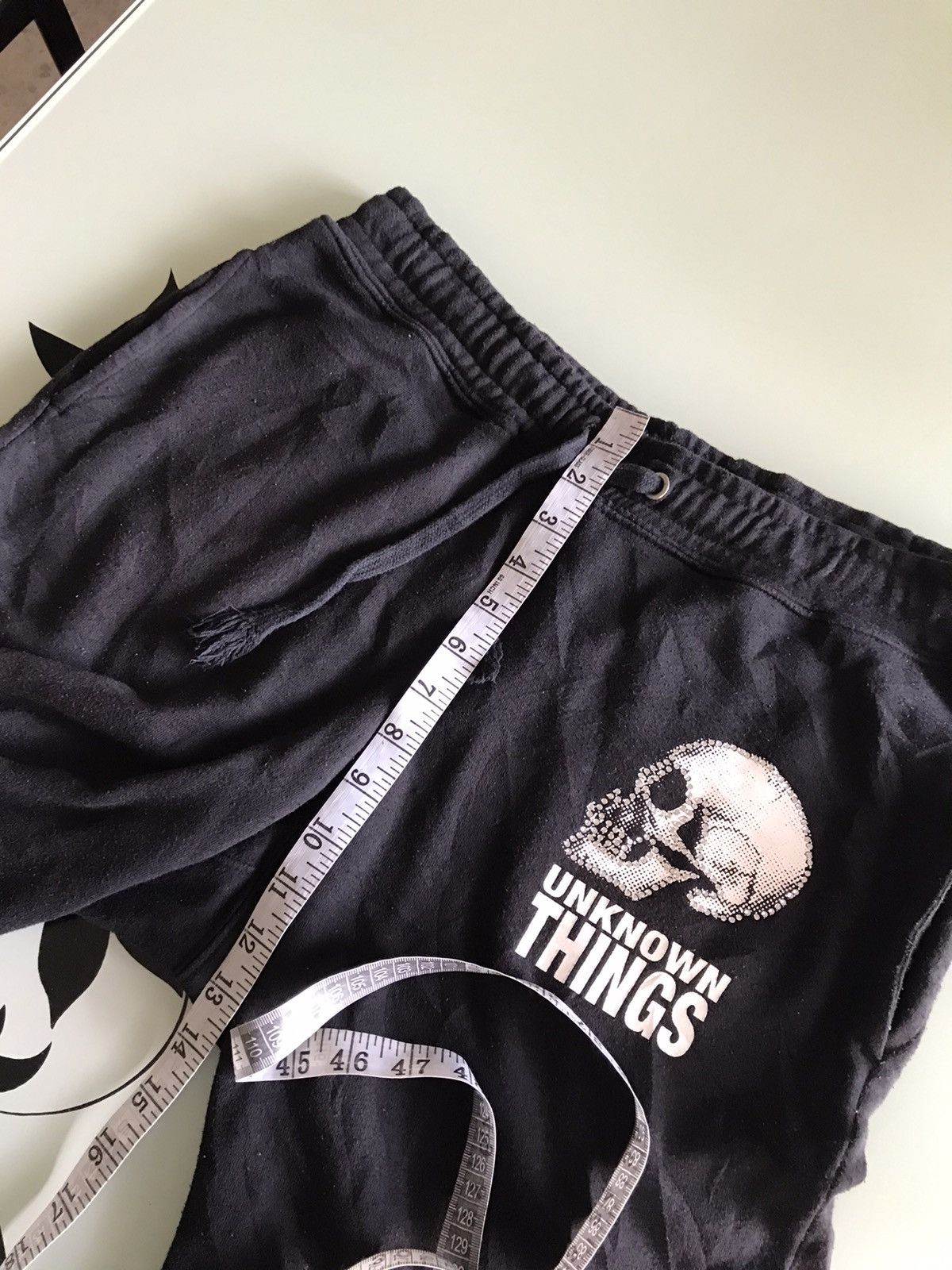 Japanese Brand Nice❗️Stooge & Co Skull Logo Short Sweatpants Size US 35 - 15 Thumbnail