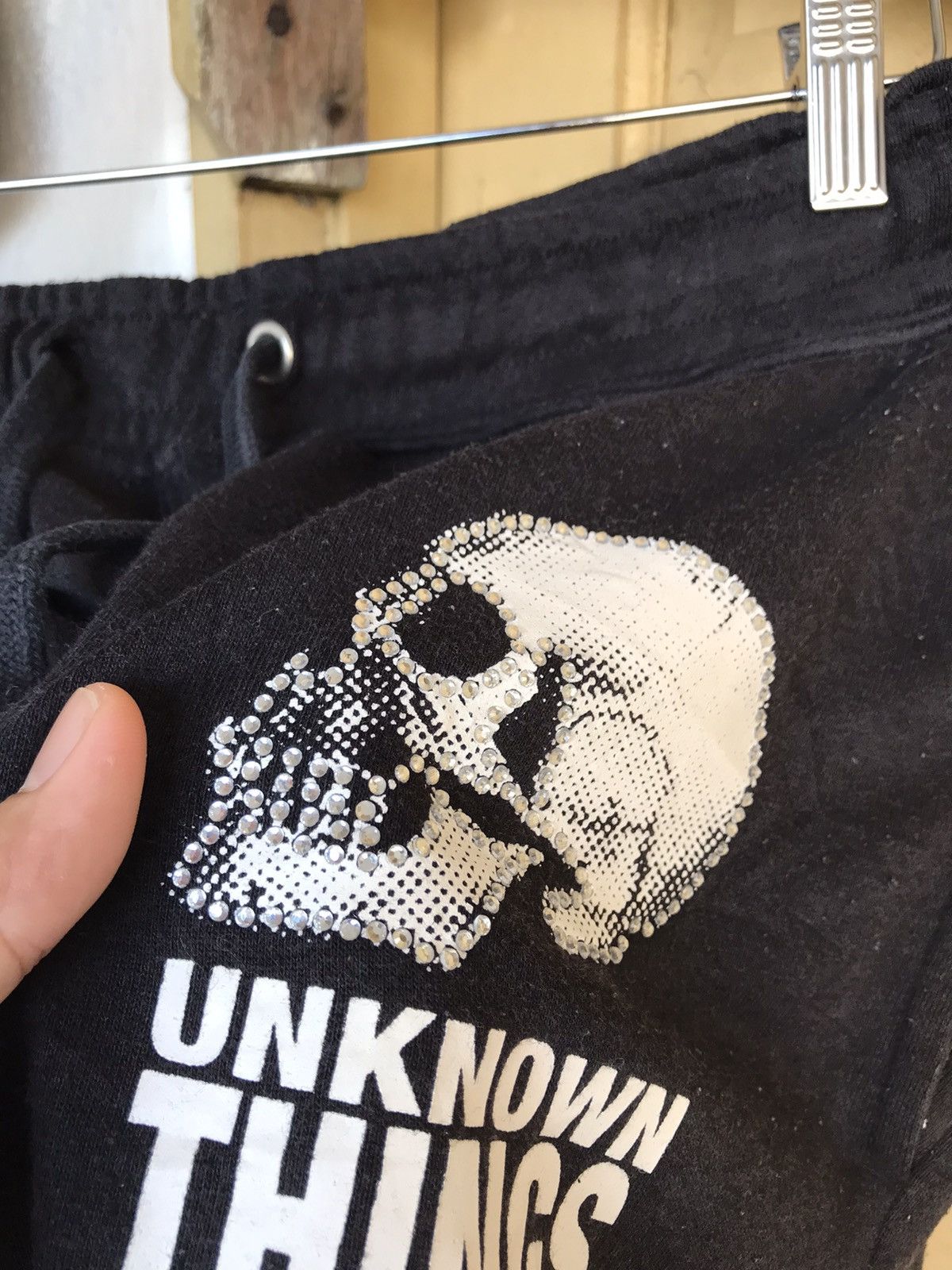 Japanese Brand Nice❗️Stooge & Co Skull Logo Short Sweatpants Size US 35 - 4 Thumbnail