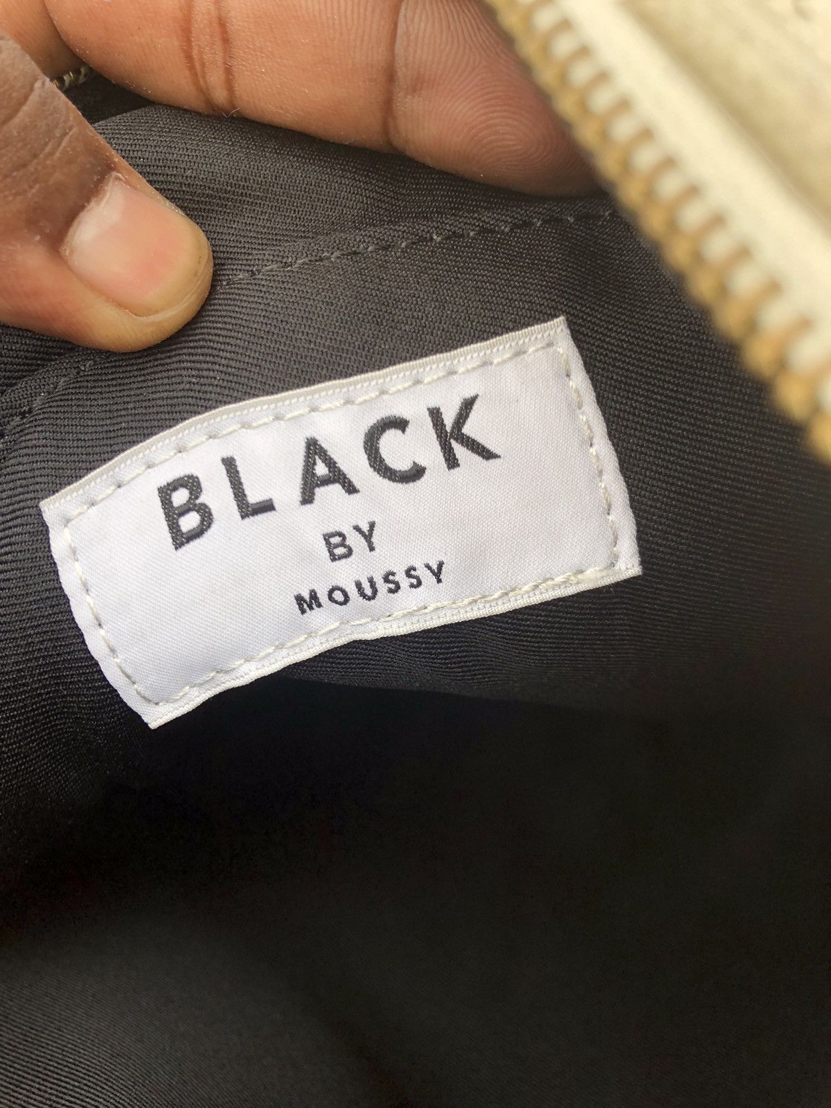 Japanese Brand PORN design BLACK by Moussy clutch bag Size ONE SIZE - 8 Thumbnail