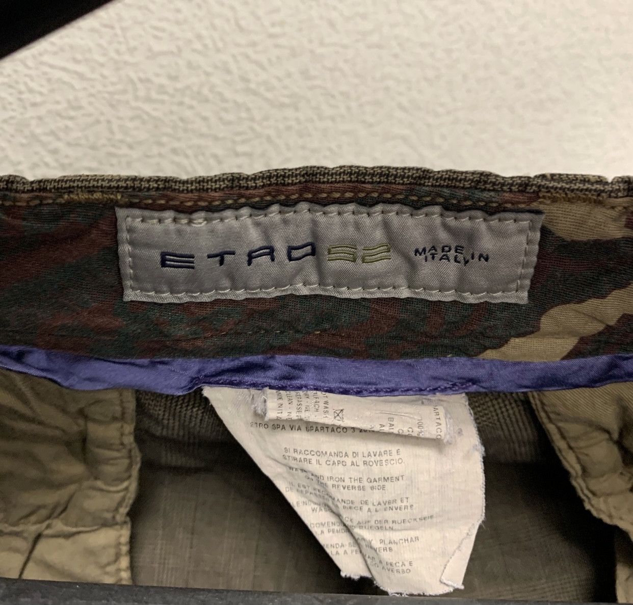 Other Etro casual pants logo in back 32 size Size US 32 / EU 48 - 2 Thumbnail
