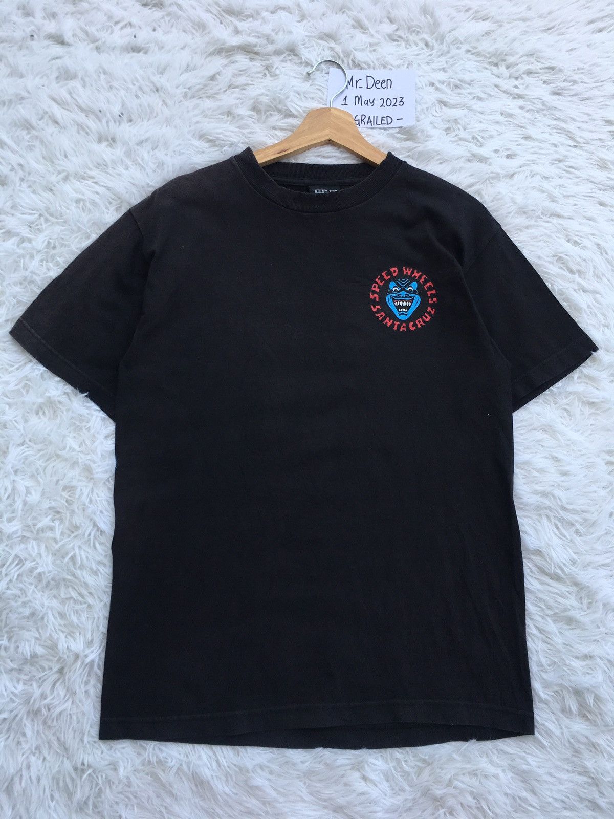 Santa Cruz Skateboards Vintage Santa Cruz Skateboard Speed Wheels Tshirt Size US M / EU 48-50 / 2 - 9 Thumbnail