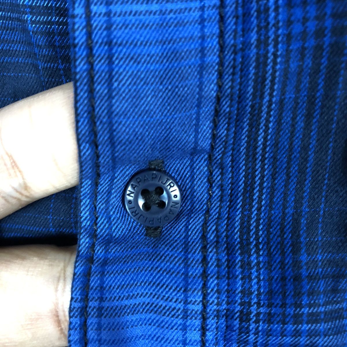 Napapijri × Vintage 🔥Hyped🔥Napajiri Heritage Classic Chekerd Buttons Shirts Size US M / EU 48-50 / 2 - 10 Thumbnail