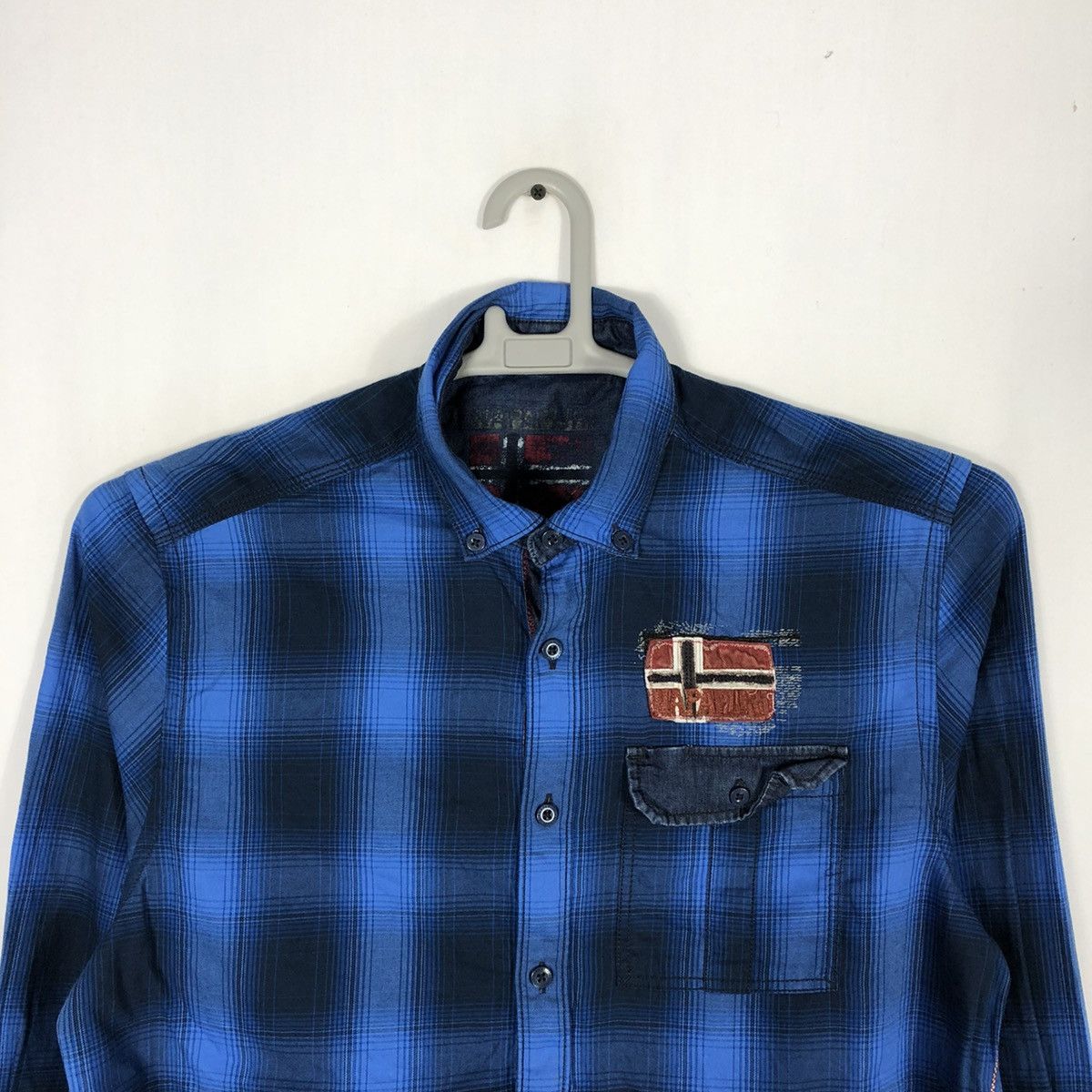 Napapijri × Vintage 🔥Hyped🔥Napajiri Heritage Classic Chekerd Buttons Shirts Size US M / EU 48-50 / 2 - 2 Thumbnail
