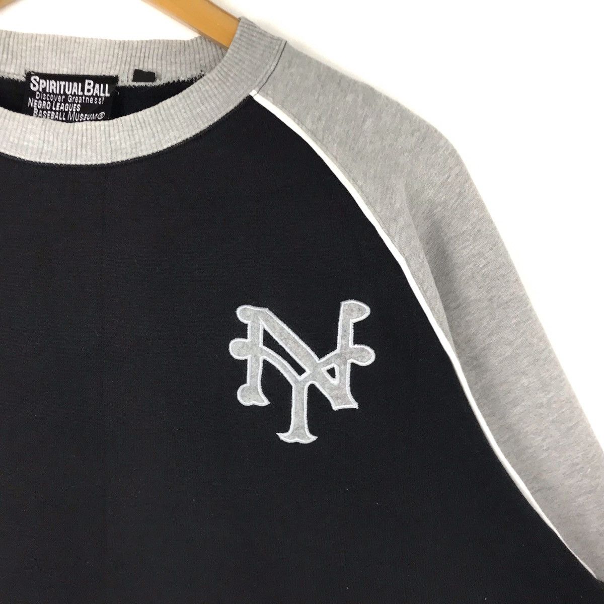 Authentic Negro Leagues Vintage New York Crewneck Sweatshirt Baseball Team Sweater Size US L / EU 52-54 / 3 - 2 Thumbnail