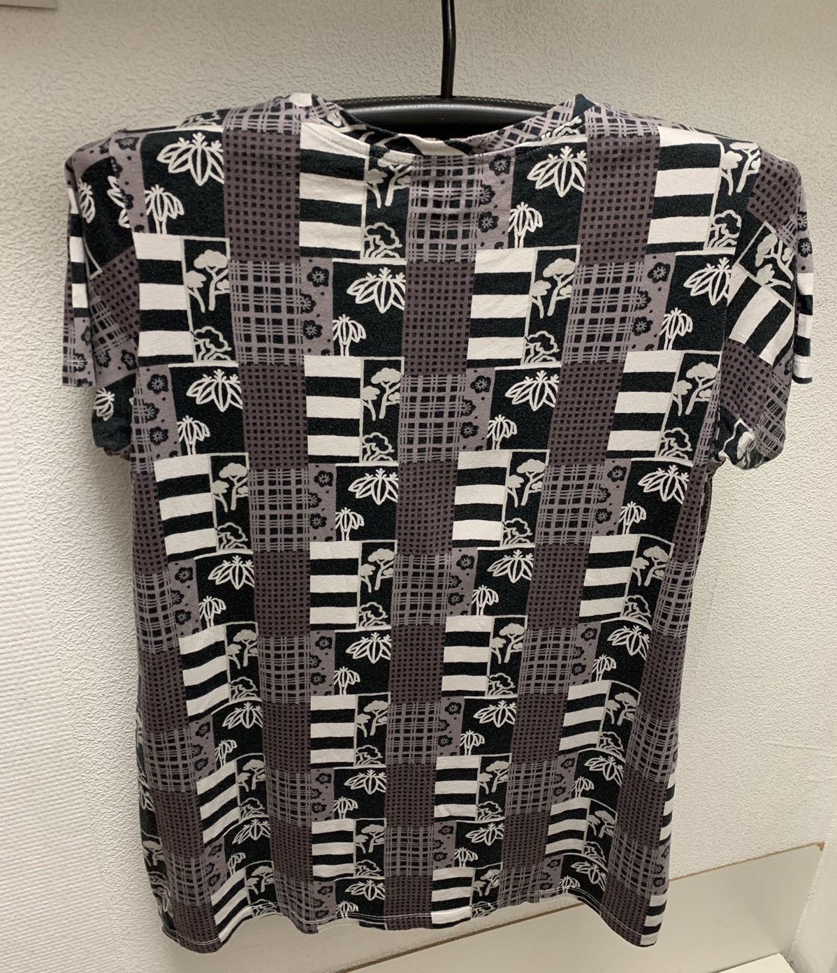 Japanese Brand Uniqlo sou-sou fullprint t-shirt L sz Japan Japanese Brend Size US L / EU 52-54 / 3 - 2 Thumbnail