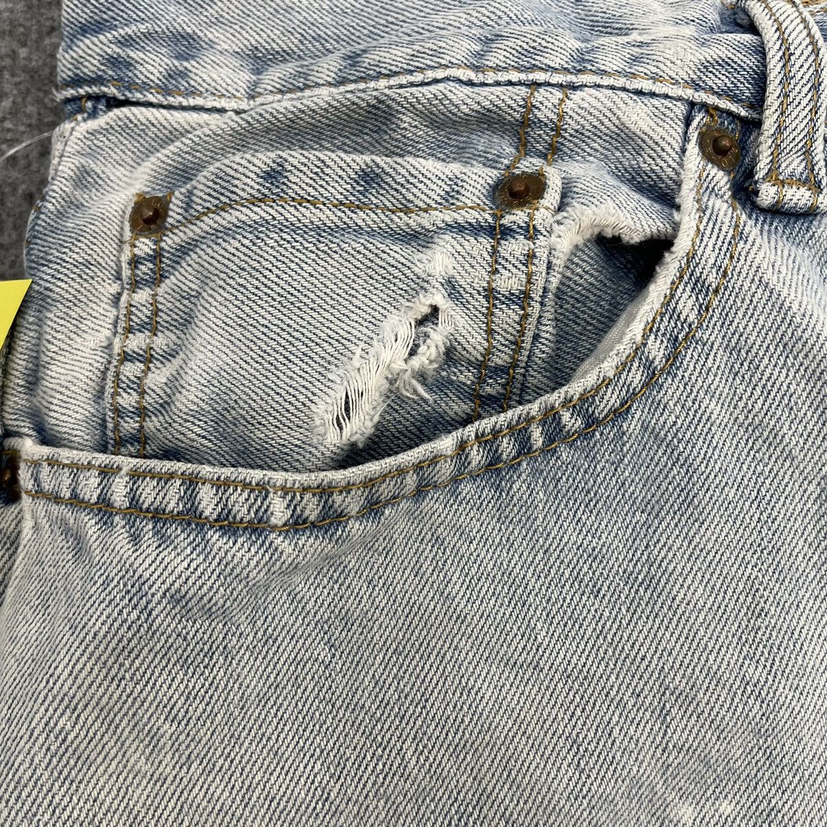 Levi's × Vintage Vintage Levi's 550 Light Wash Jeans Size US 36 / EU 52 - 11 Thumbnail
