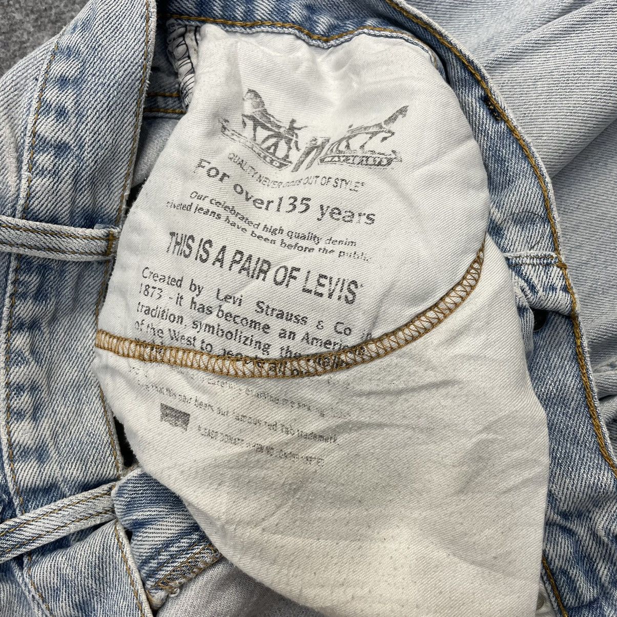 Levi's × Vintage Vintage Levi's 550 Light Wash Jeans Size US 36 / EU 52 - 8 Thumbnail