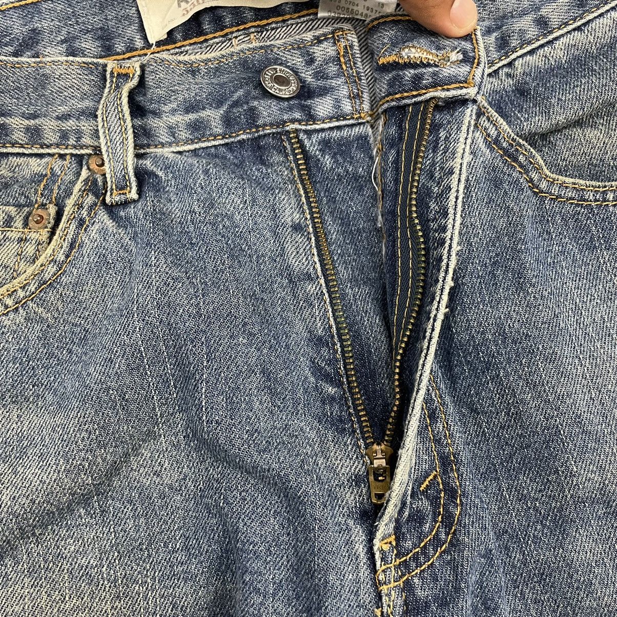Levi's × Vintage Vintage Levi's 550 Distressed Relaxed Fit -wc041 Size US 32 / EU 48 - 9 Thumbnail