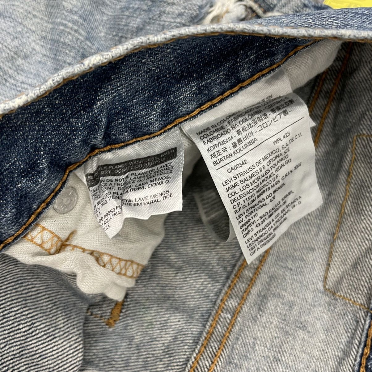 Levi's × Vintage Vintage Levi's 550 Distressed Faded Jeans -wc015 Size US 35 - 5 Thumbnail