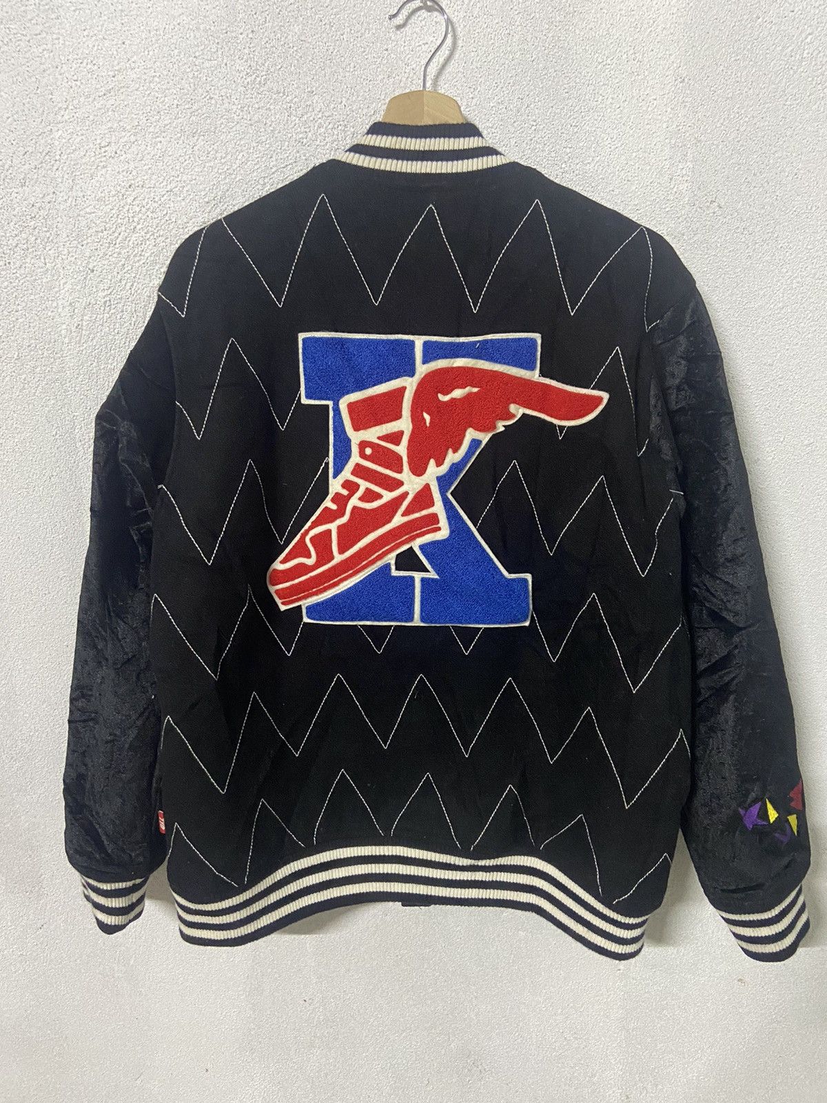 Japanese Brand × KIKS TYO Kiks. Tyo Idol Nike Jordan For Sneakernuts Varsity Jacket Size US L / EU 52-54 / 3 - 1 Thumbnail