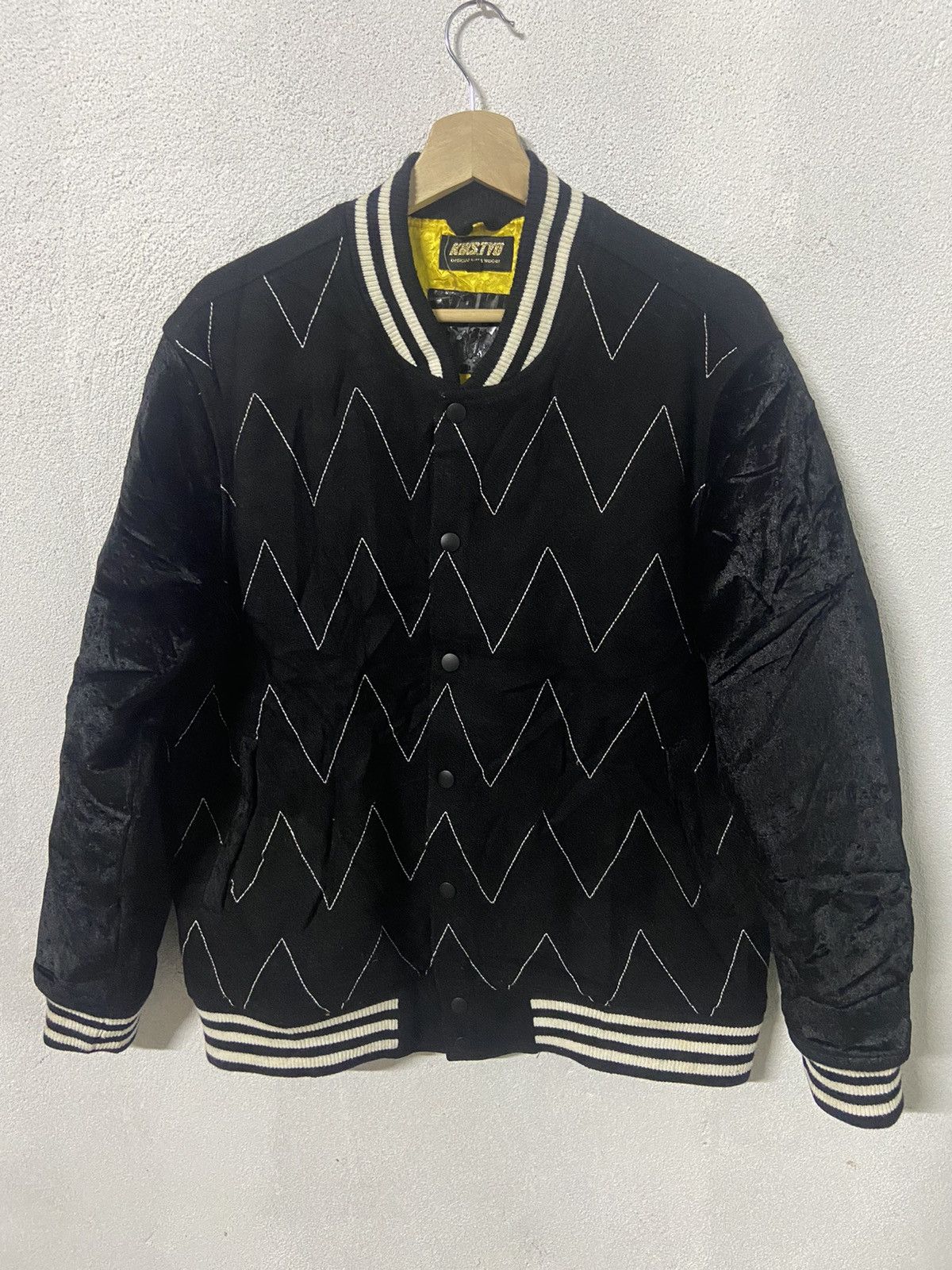 Japanese Brand × KIKS TYO Kiks. Tyo Idol Nike Jordan For Sneakernuts Varsity Jacket Size US L / EU 52-54 / 3 - 2 Thumbnail