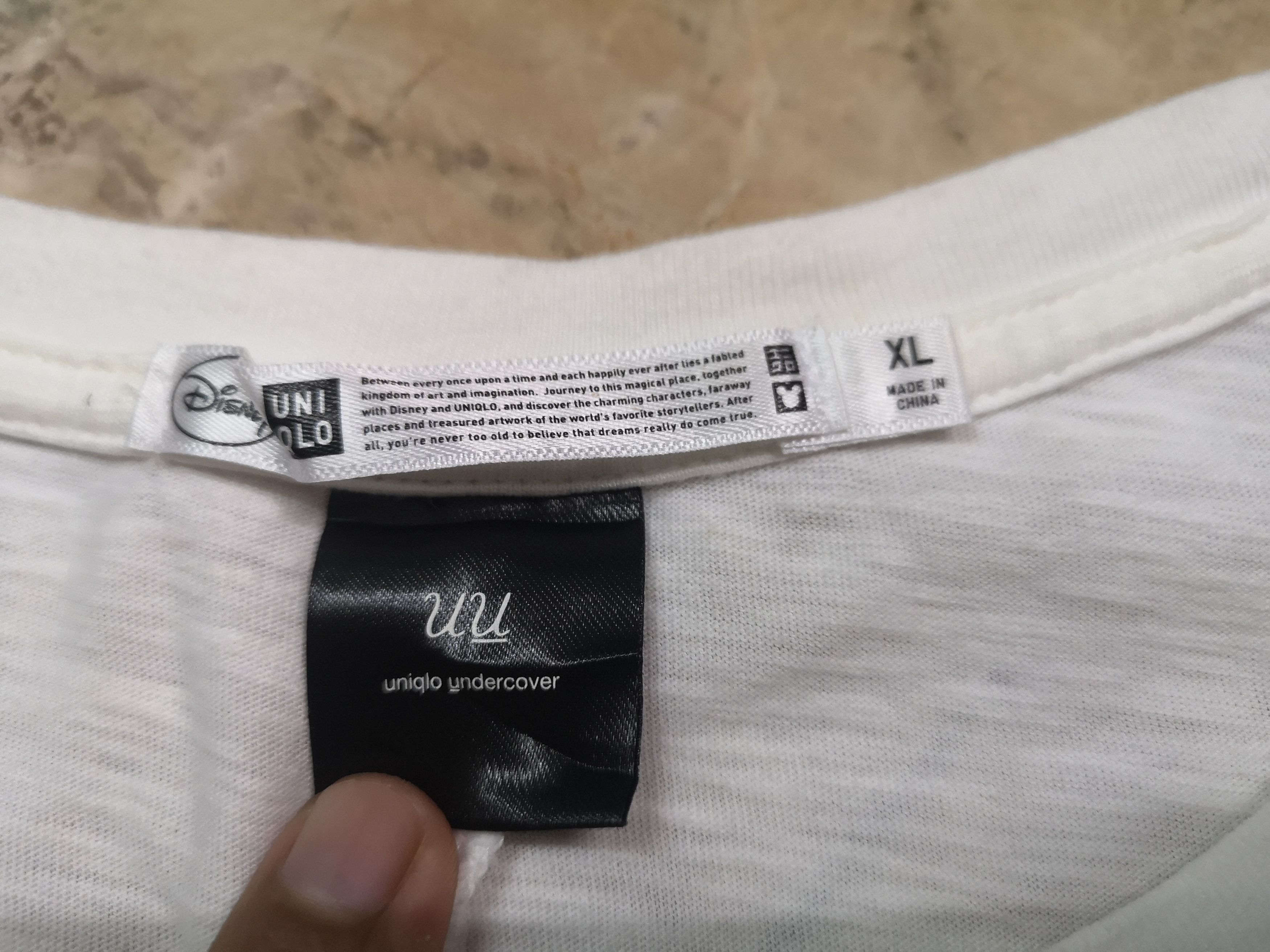 Disney 🔥Uniqlo X Undercover Mickey Shirt Size US XL / EU 56 / 4 - 5 Thumbnail