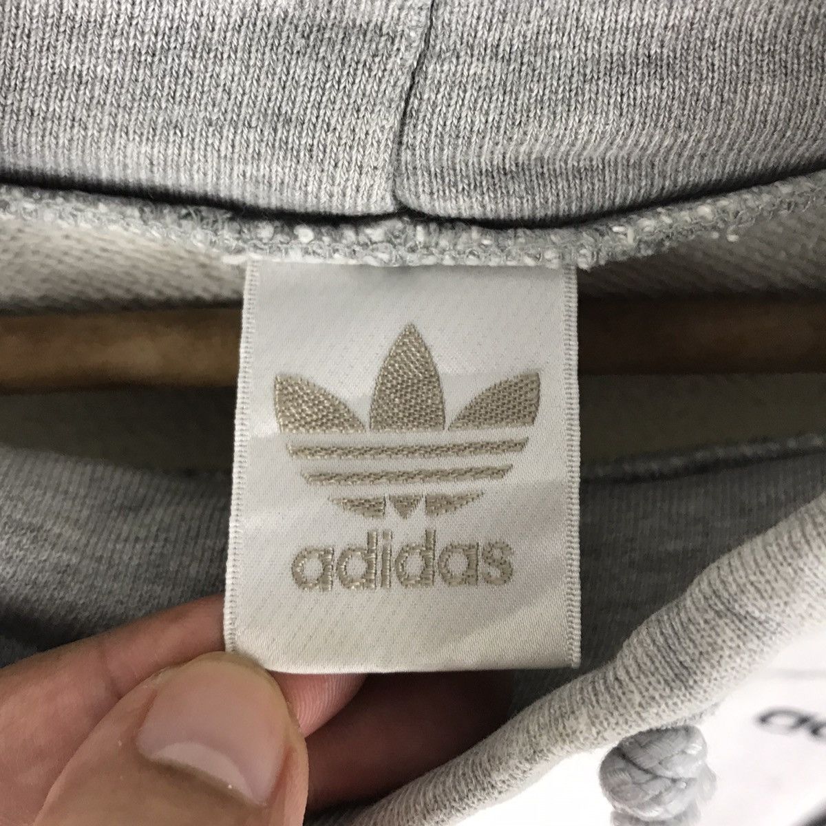 Adidas Vintage 90s Adidas Sweatshirt Adidas Embroidery Logo Jumper Size US L / EU 52-54 / 3 - 6 Thumbnail
