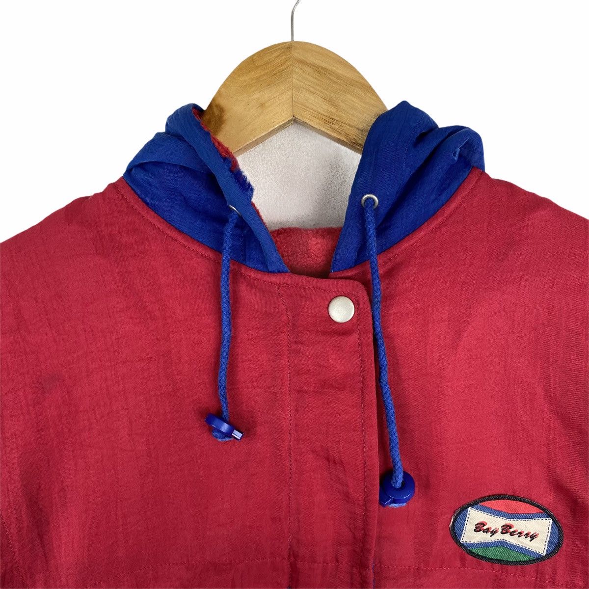 Vintage VINTAGE BAY BERRY SMALL LOGO ZIPPER HOODIE WINDBREAKER Size US L / EU 52-54 / 3 - 6 Thumbnail