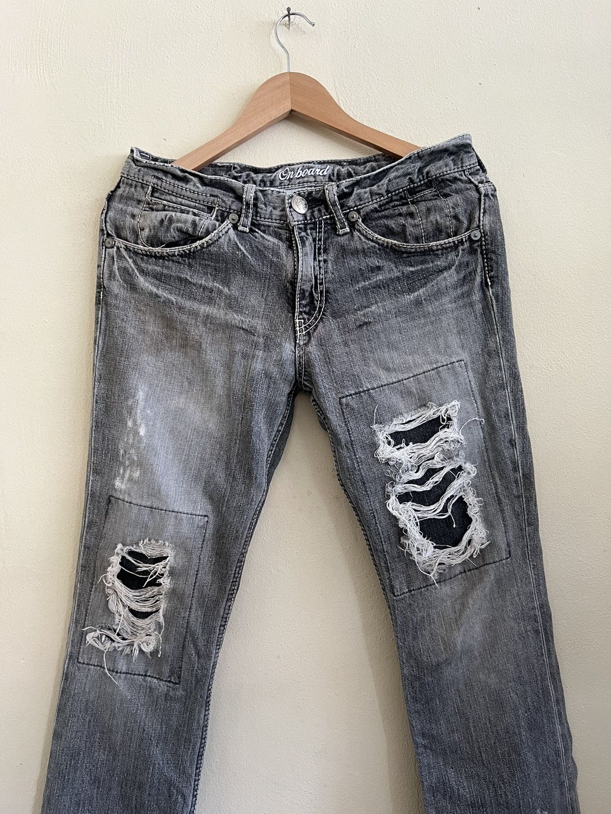 Vintage Vintage On Board Nice Distress Denim Jeans Size US 31 - 1 Thumbnail