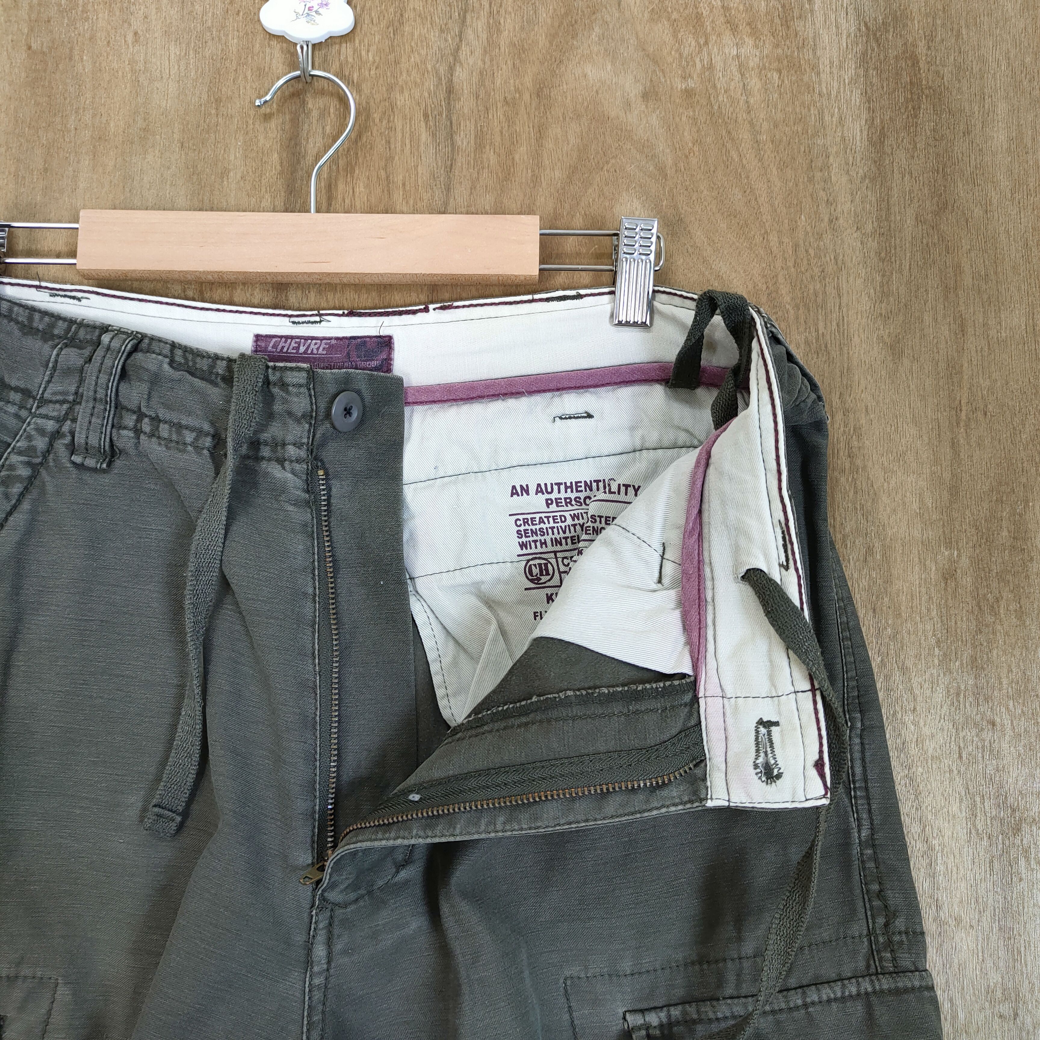 Japanese Brand × Vintage VINTAGE CHEVRE BONDAGE BAGGY CARGO PANTS Size US 32 / EU 48 - 11 Thumbnail