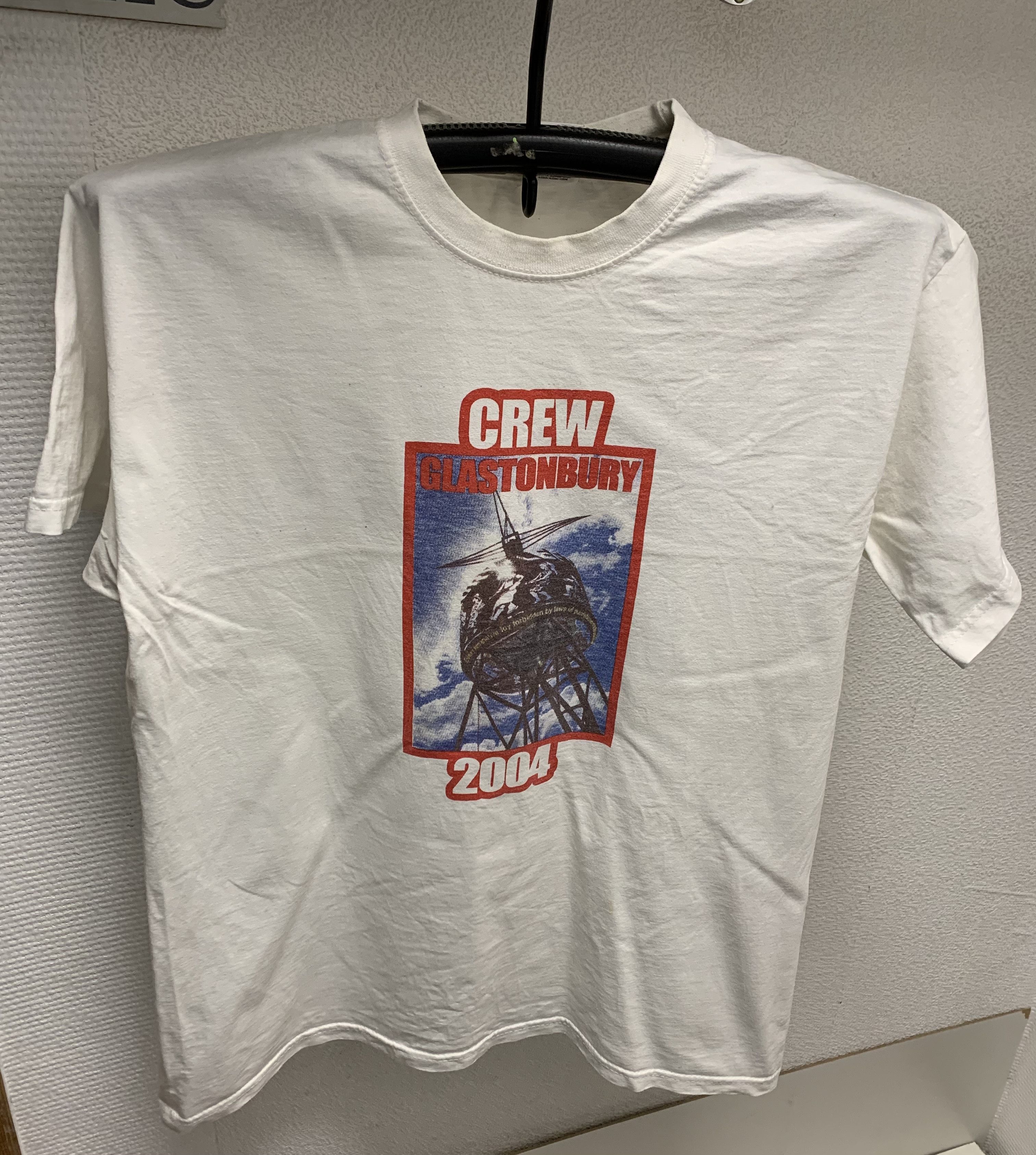 Band Tees Glastonbury 2004 t-shirt crew Xl size white big logo Size US XL / EU 56 / 4 - 1 Thumbnail
