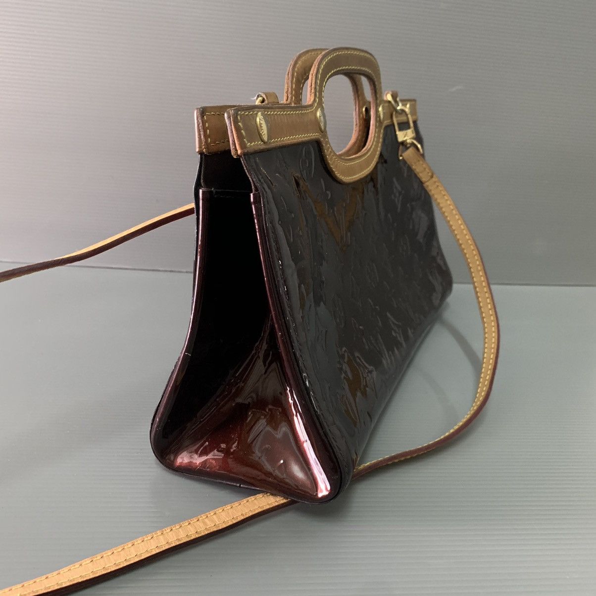 Louis Vuitton Louis Vuitton Vernis Leather Handbag Size ONE SIZE - 3 Thumbnail
