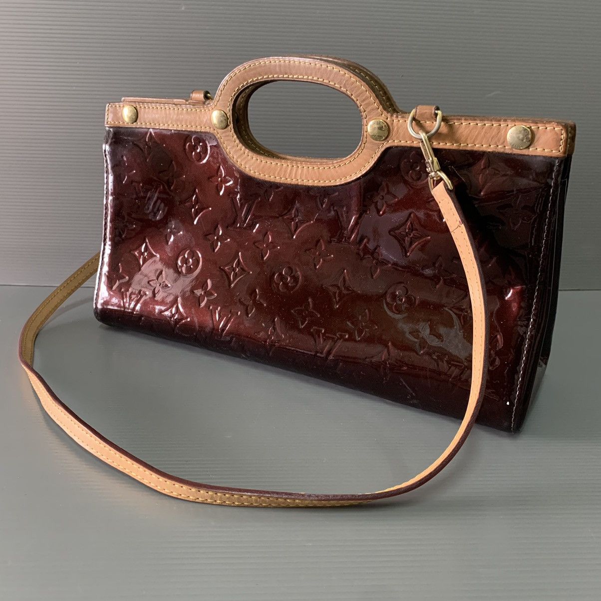 Louis Vuitton Louis Vuitton Vernis Leather Handbag Size ONE SIZE - 1 Thumbnail
