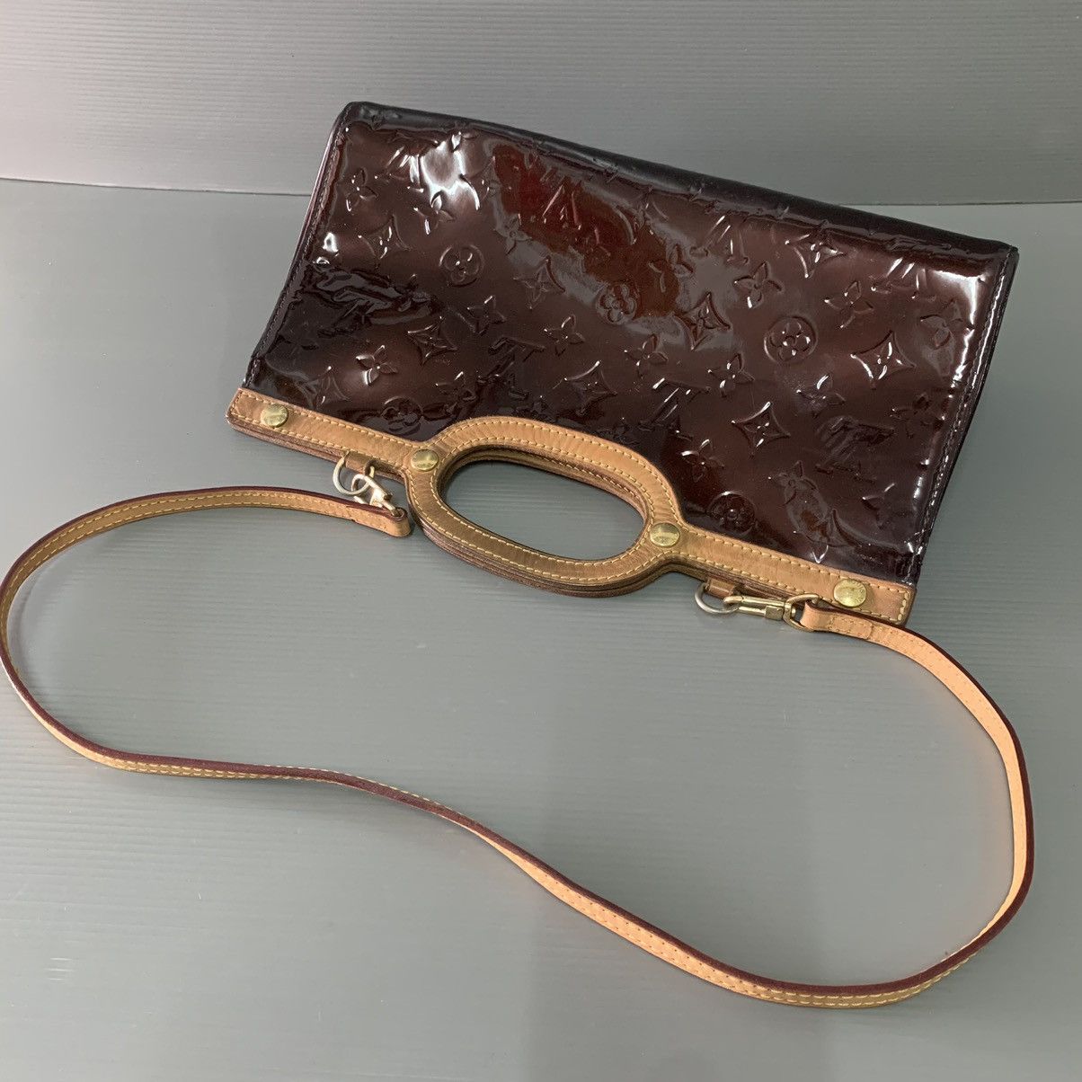 Louis Vuitton Louis Vuitton Vernis Leather Handbag Size ONE SIZE - 7 Thumbnail