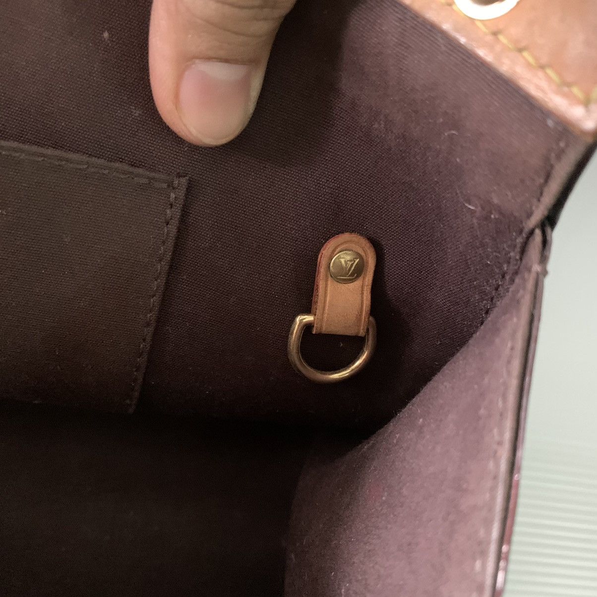 Louis Vuitton Louis Vuitton Vernis Leather Handbag Size ONE SIZE - 12 Thumbnail