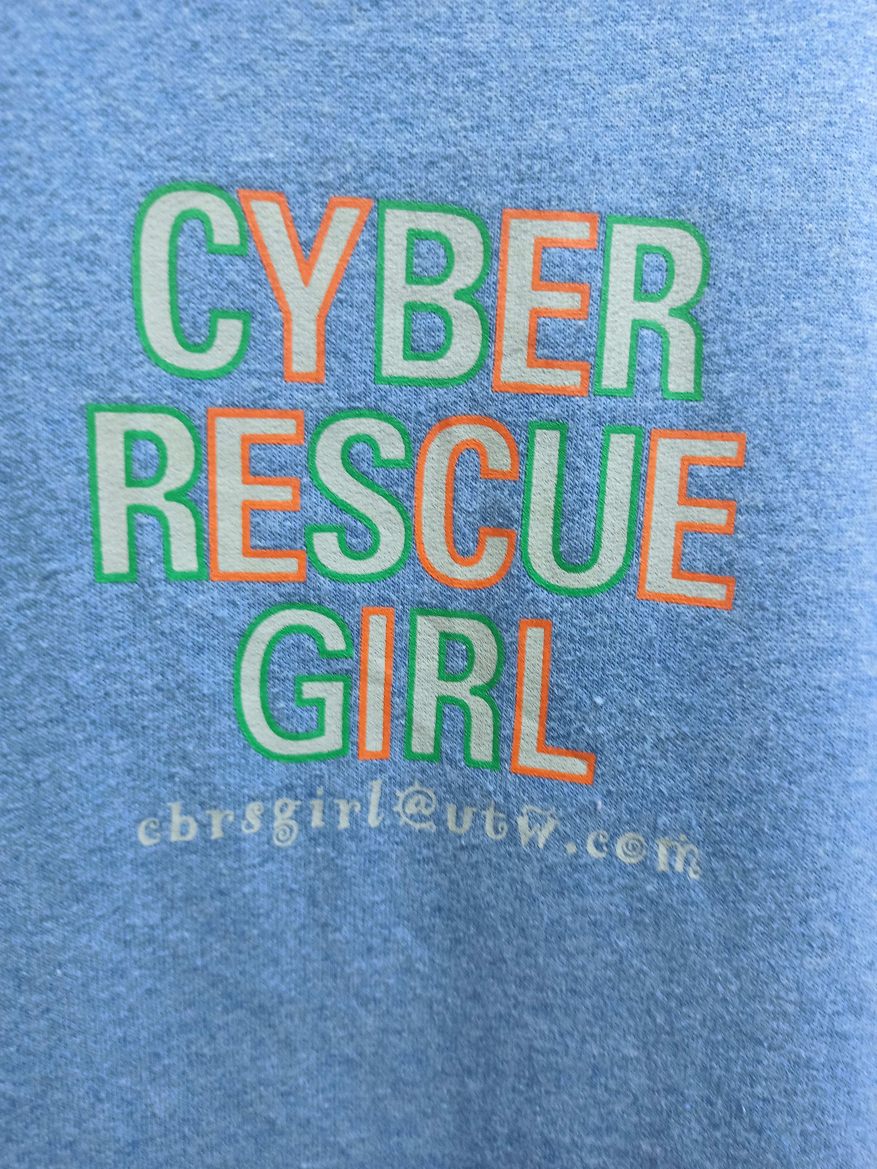 Vintage Vintage Hoodie CYBER RESCUE GIRL from USA (c35) Size US M / EU 48-50 / 2 - 3 Thumbnail
