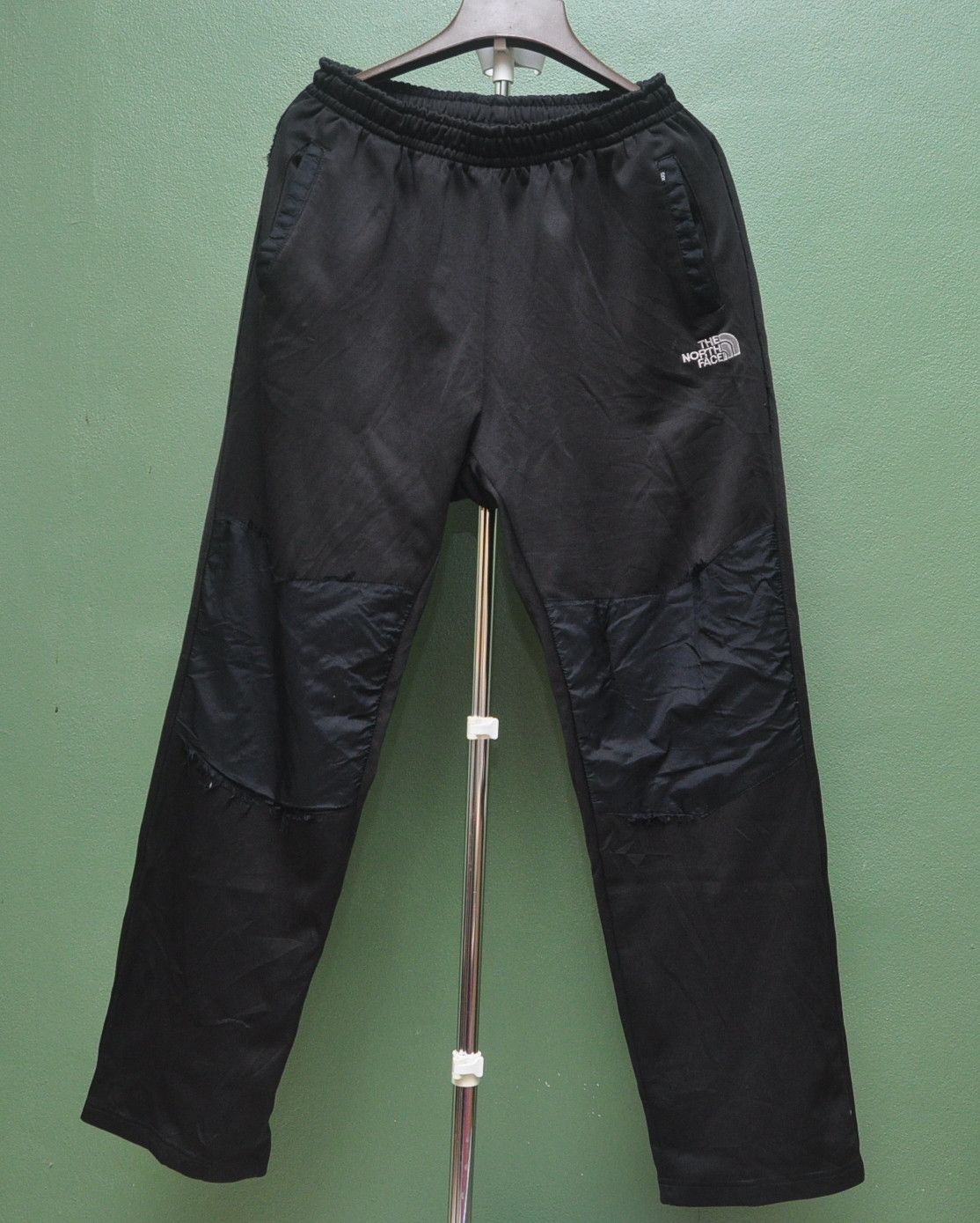 The North Face Vintage The North Face Sweatpant Designer Fashion Style Size US 33 - 1 Thumbnail