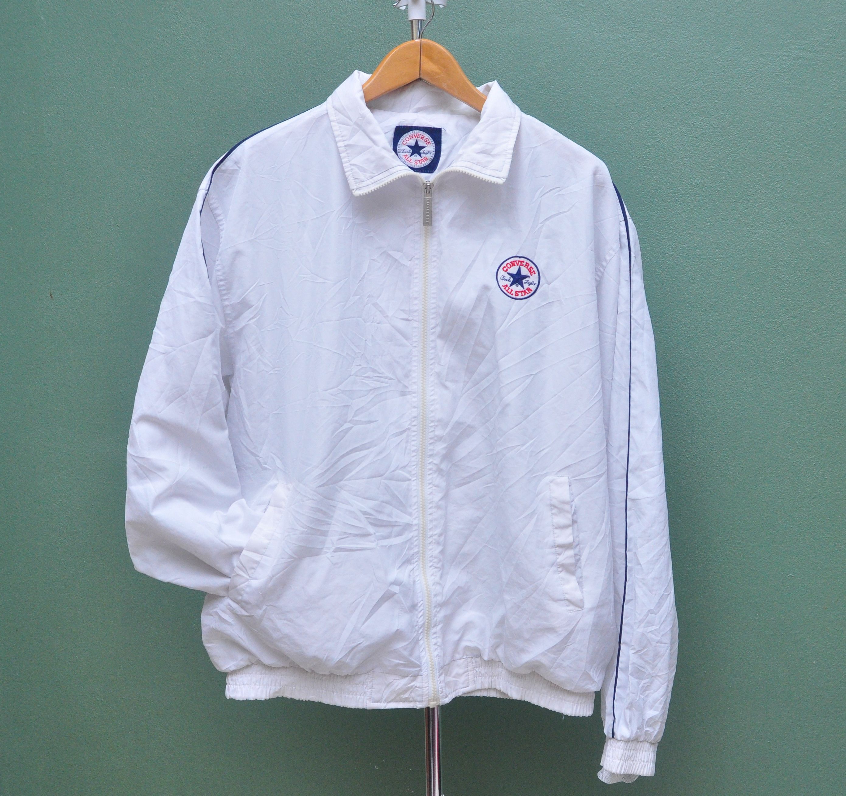 Converse × Japanese Brand × Vintage Vintage Converse White Windbreaker Sweater Size US XL / EU 56 / 4 - 1 Thumbnail
