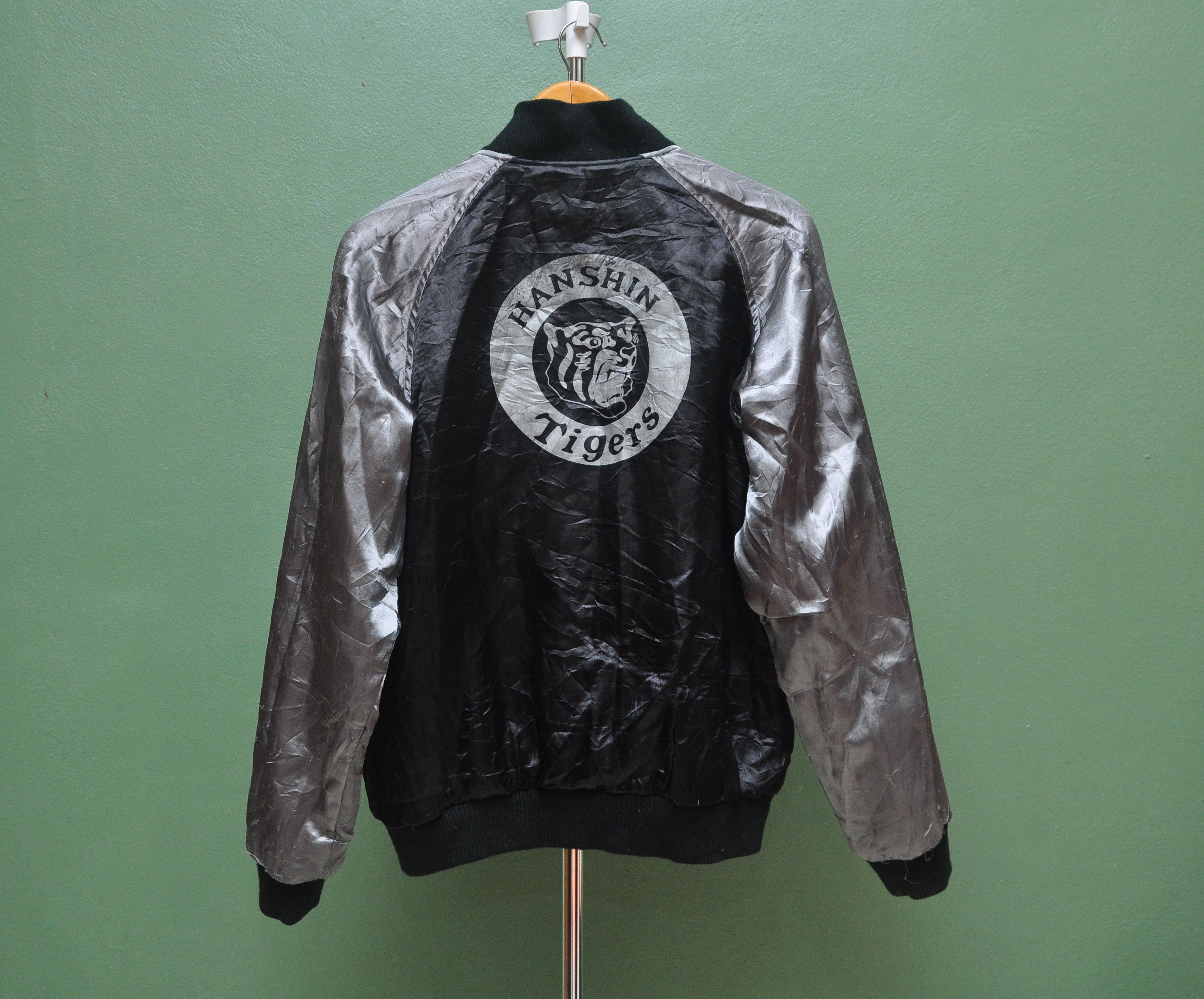 Japanese Brand × Vintage Hanshin Tigers Sukajan Sweater Travis Scott Fashion Style Size US L / EU 52-54 / 3 - 5 Thumbnail