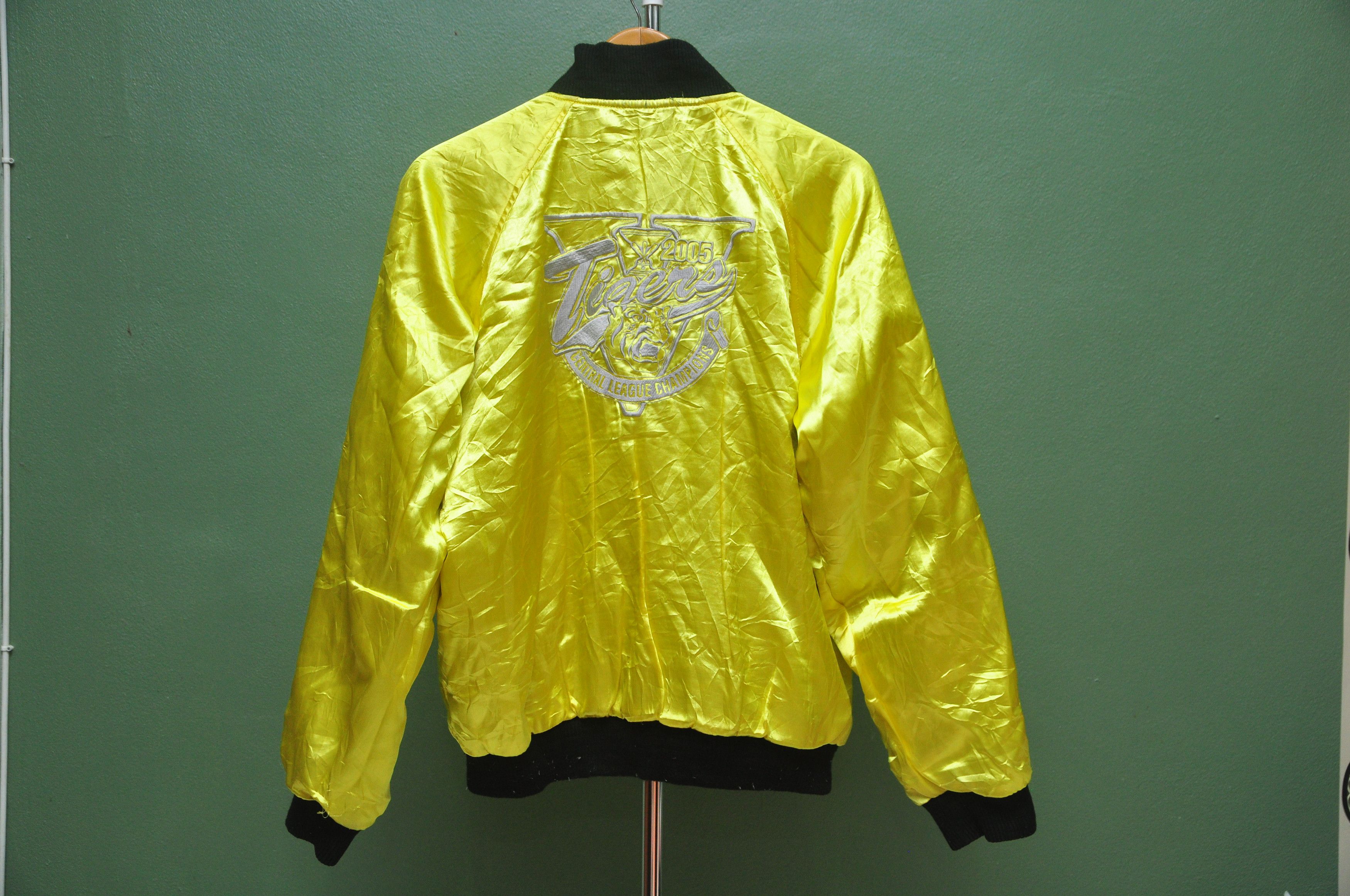 Japanese Brand × Vintage Hanshin Tigers Sukajan Sweater Travis Scott Fashion Style Size US L / EU 52-54 / 3 - 2 Thumbnail